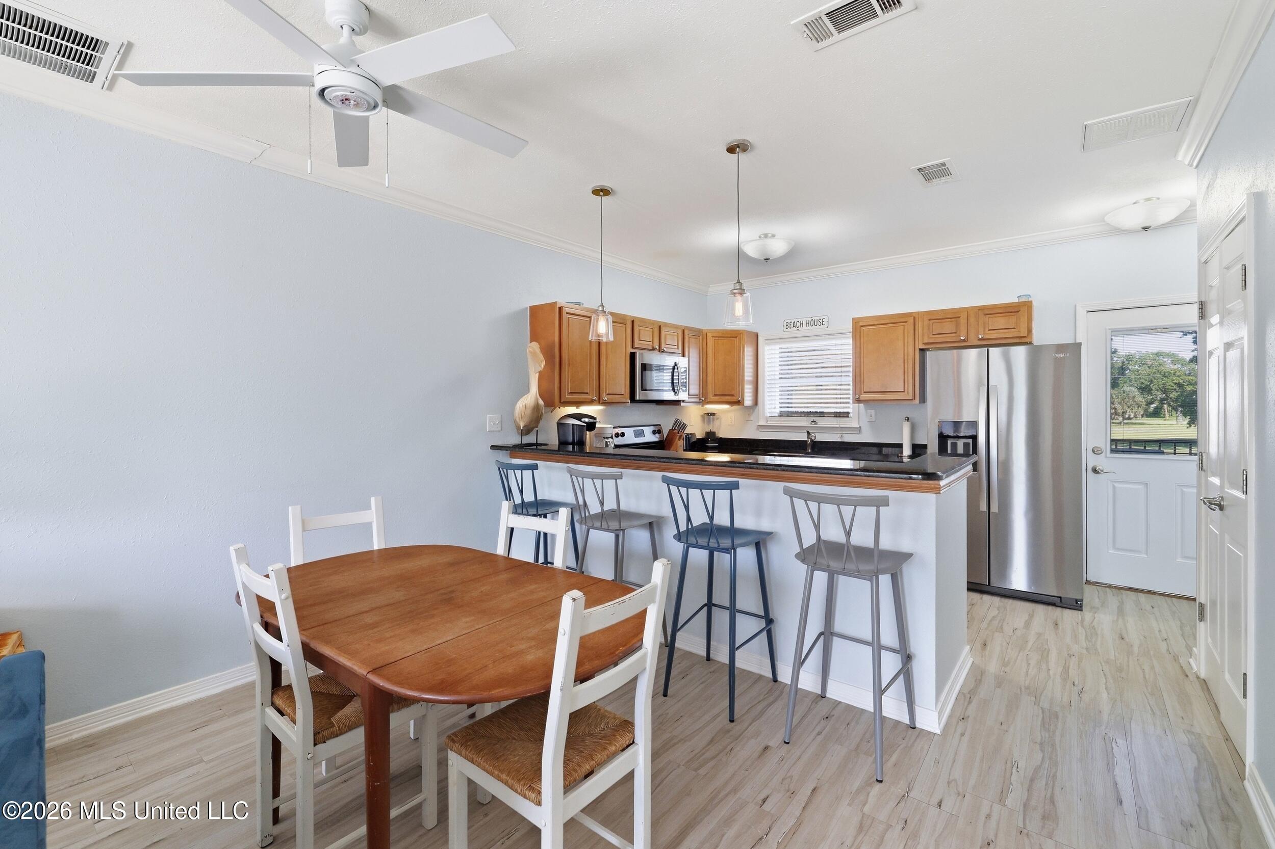 548 Beach Boulevard Property Photo 11
