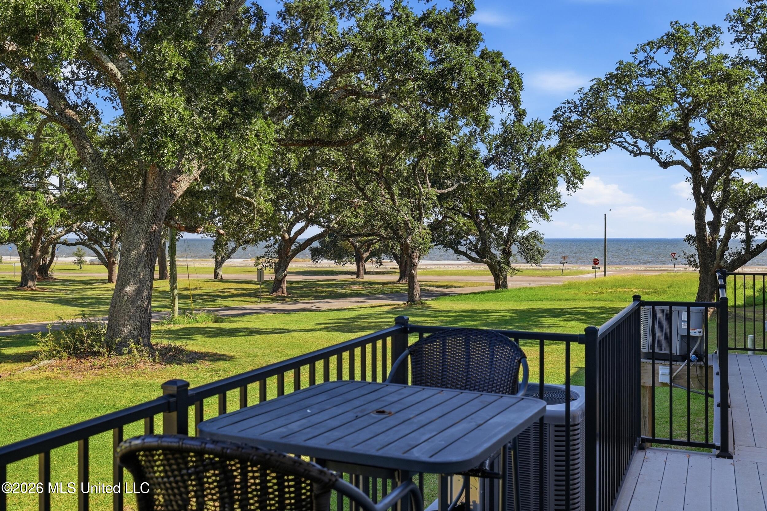 548 Beach Boulevard Property Photo 21