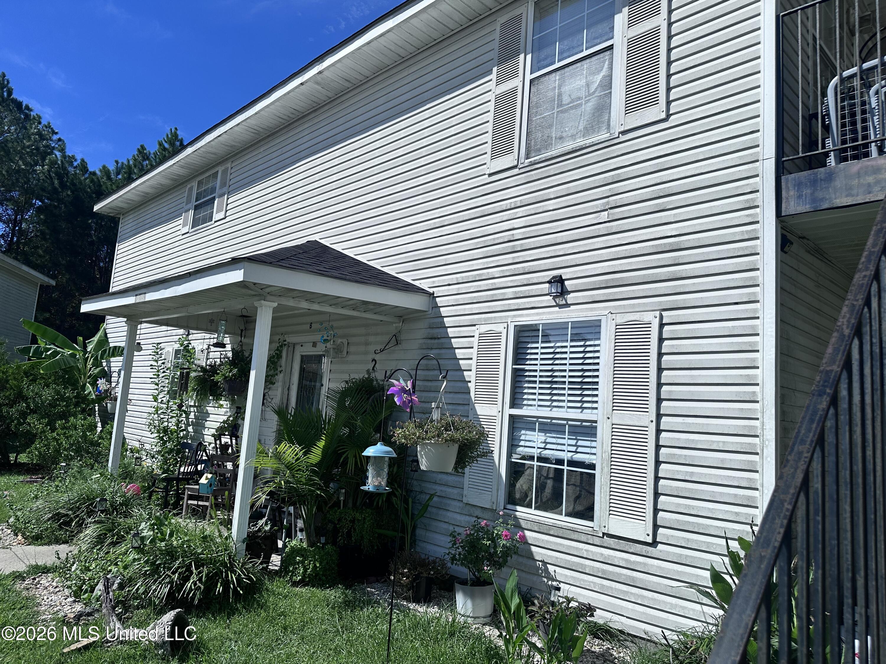 15139 Deer Creek Drive Property Photo 1