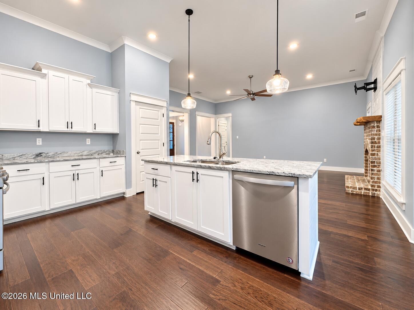 1657 Carlee Drive Property Photo 17
