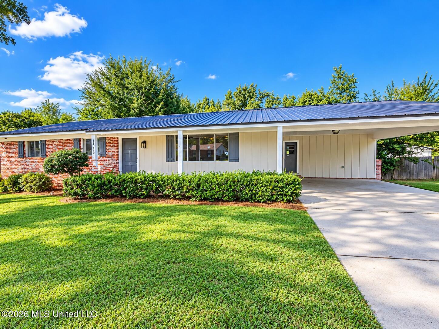 1348 Winterview Drive Property Photo 1