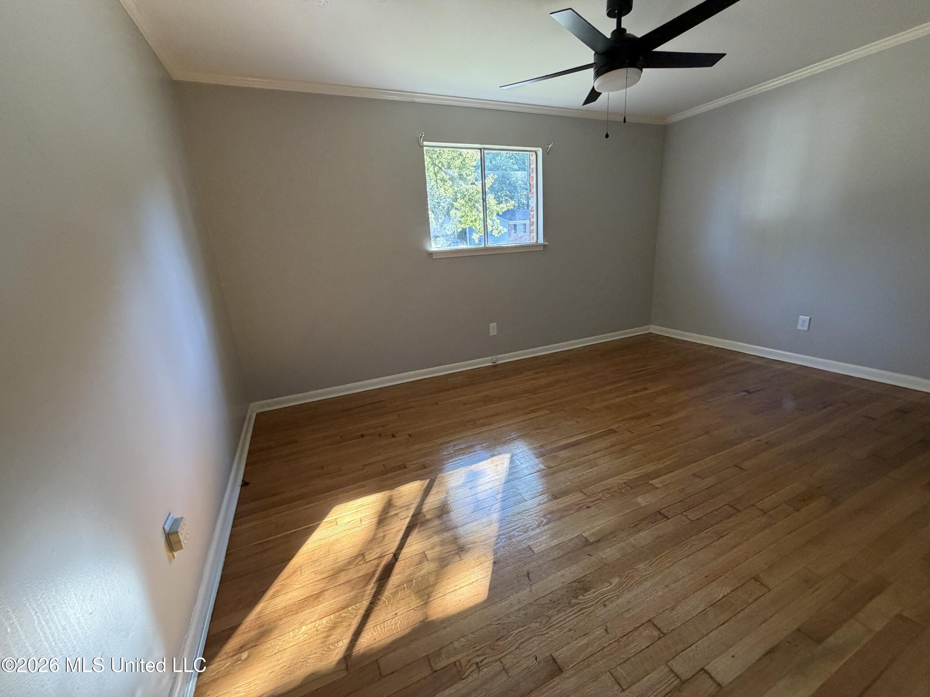 1348 Winterview Drive Property Photo 6