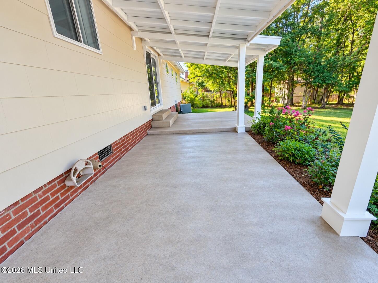 1348 Winterview Drive Property Photo 9
