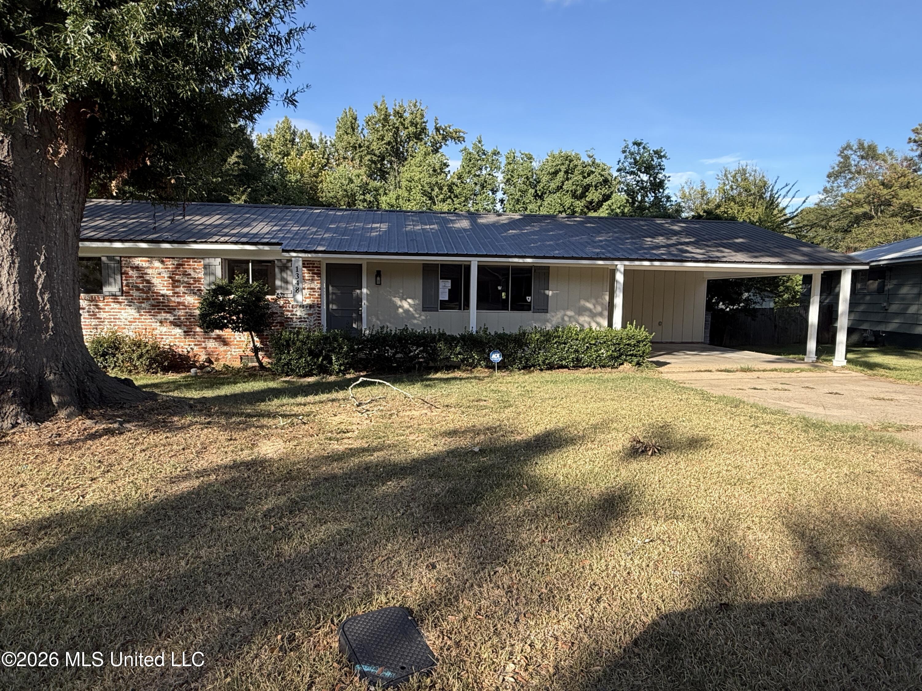 1348 Winterview Drive Property Photo 10