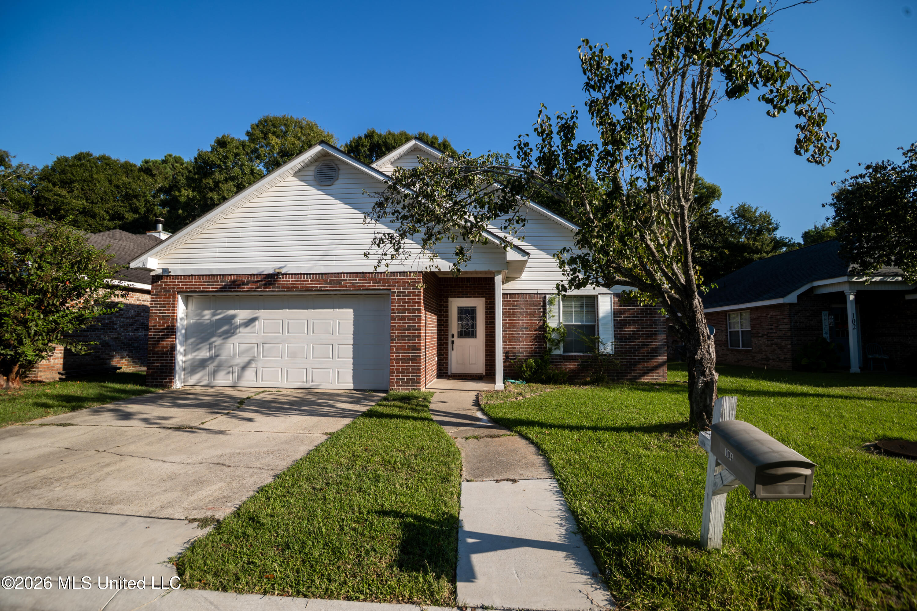 104 Canal Street Property Photo 1