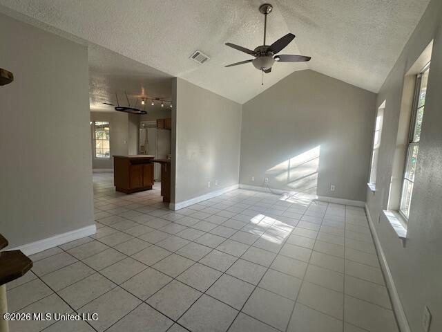 1400 Oak Street Property Photo 2