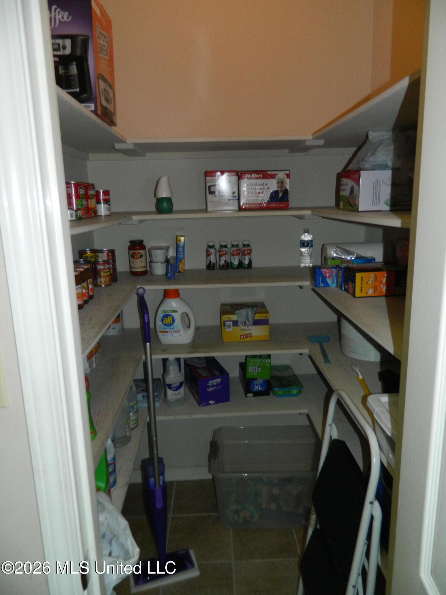 7929 Hilo Way Property Photo 12