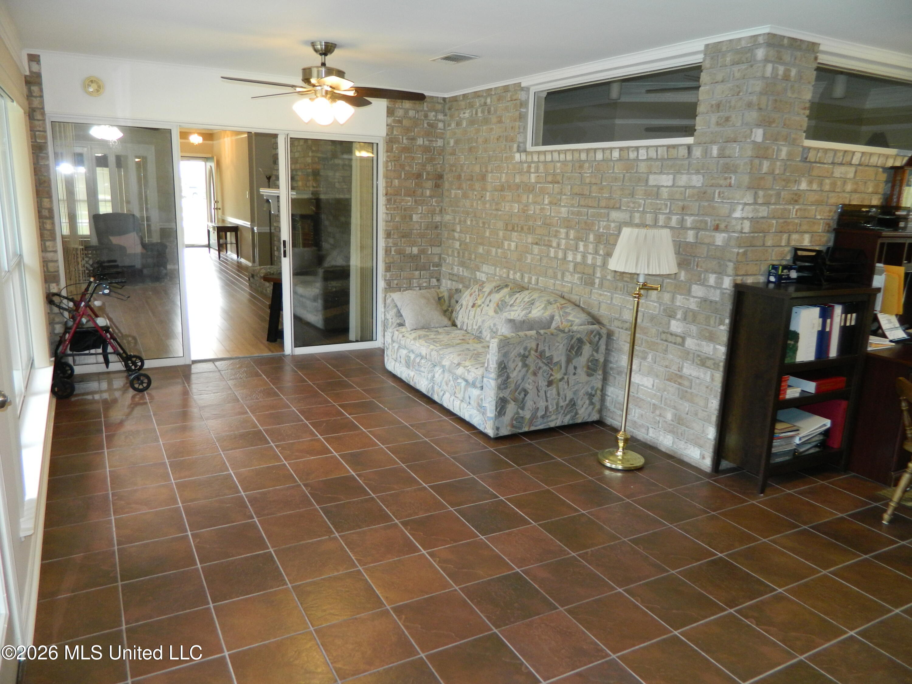 7929 Hilo Way Property Photo 24