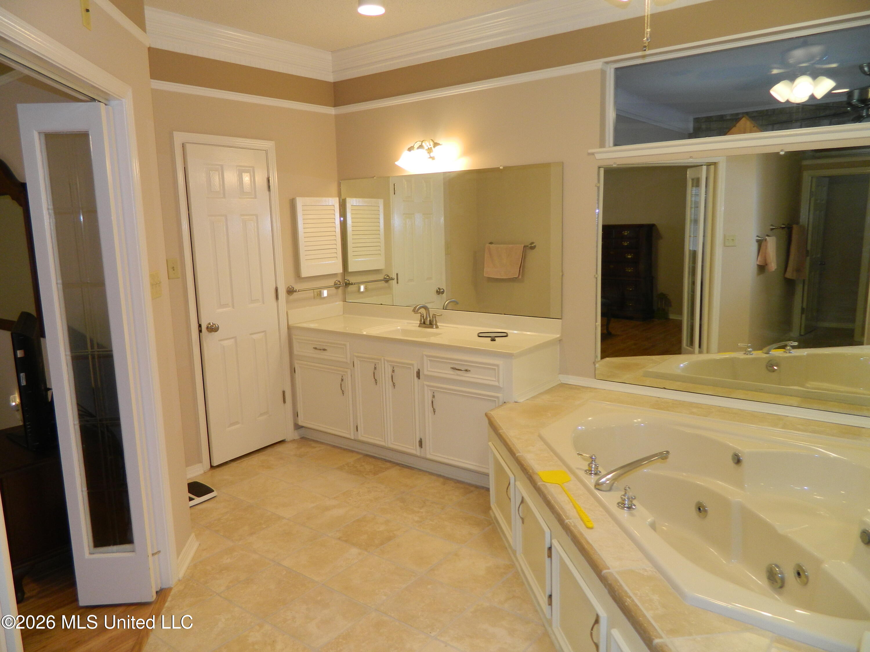 7929 Hilo Way Property Photo 28