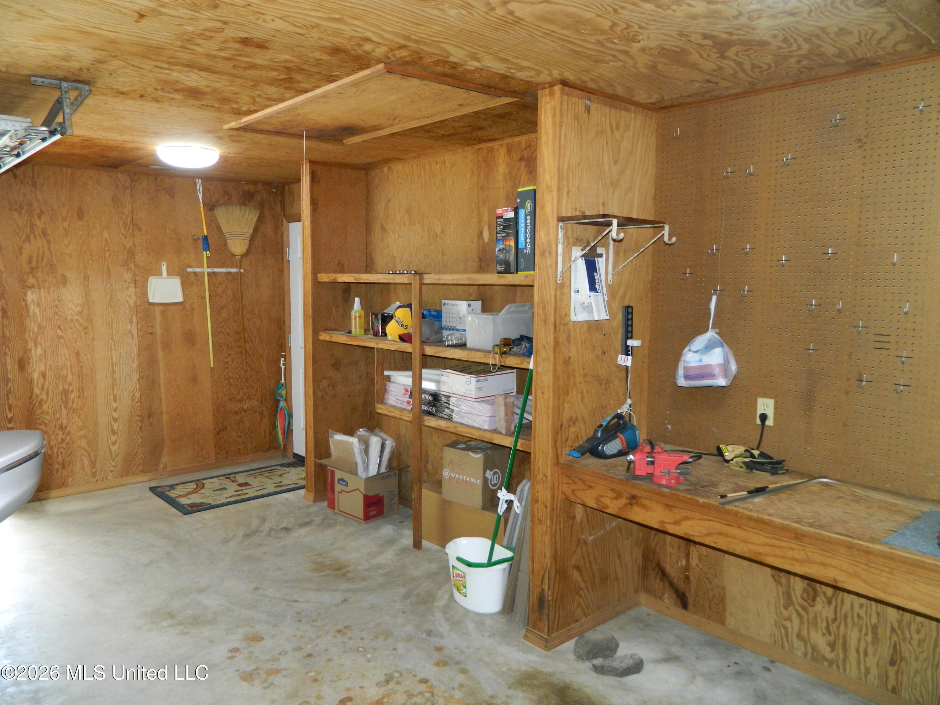 7929 Hilo Way Property Photo 37