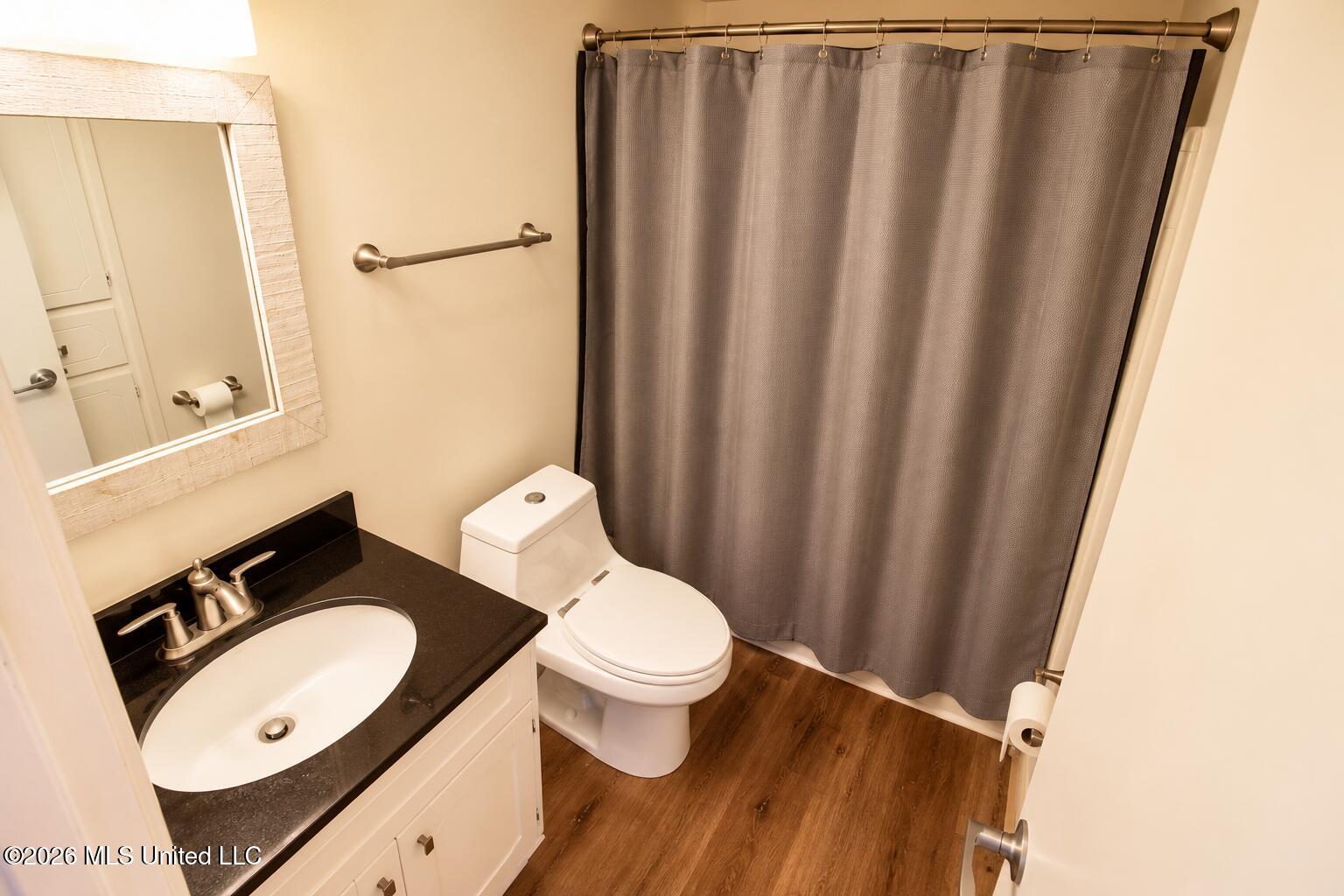 2184 Baywood Drive Property Photo 11
