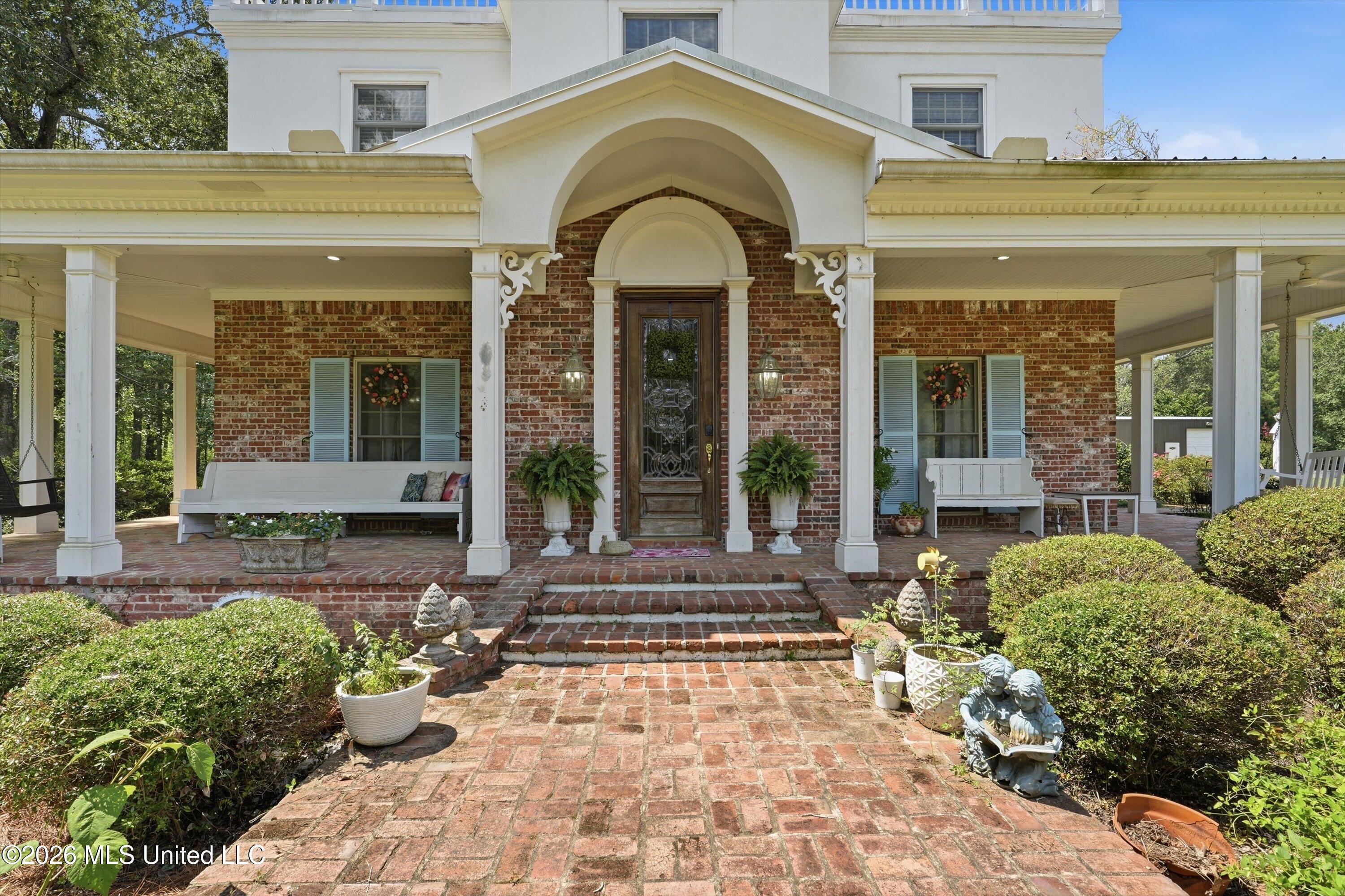 140 Magers Lane Property Photo 3