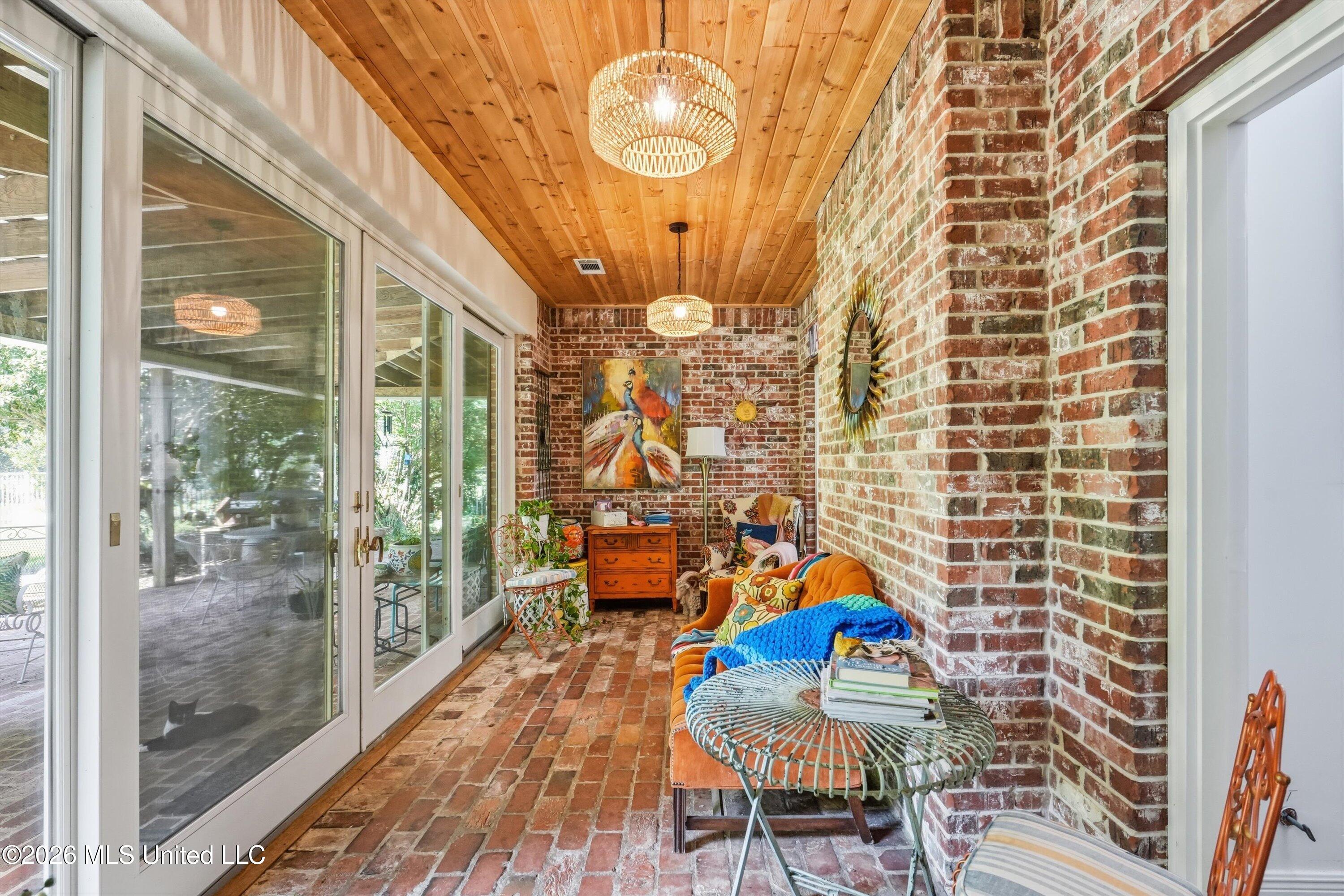 140 Magers Lane Property Photo 23