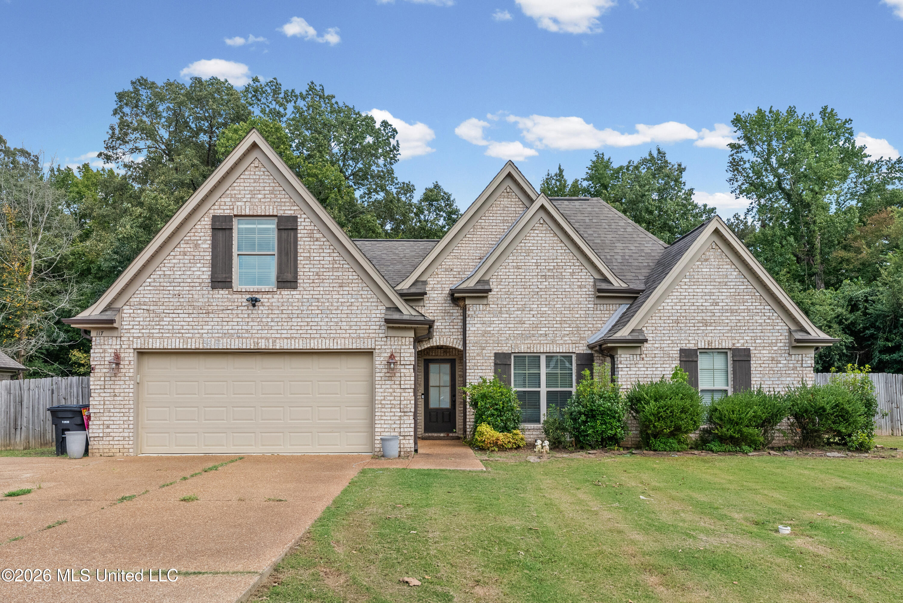 117 Fairway Drive Property Photo 2