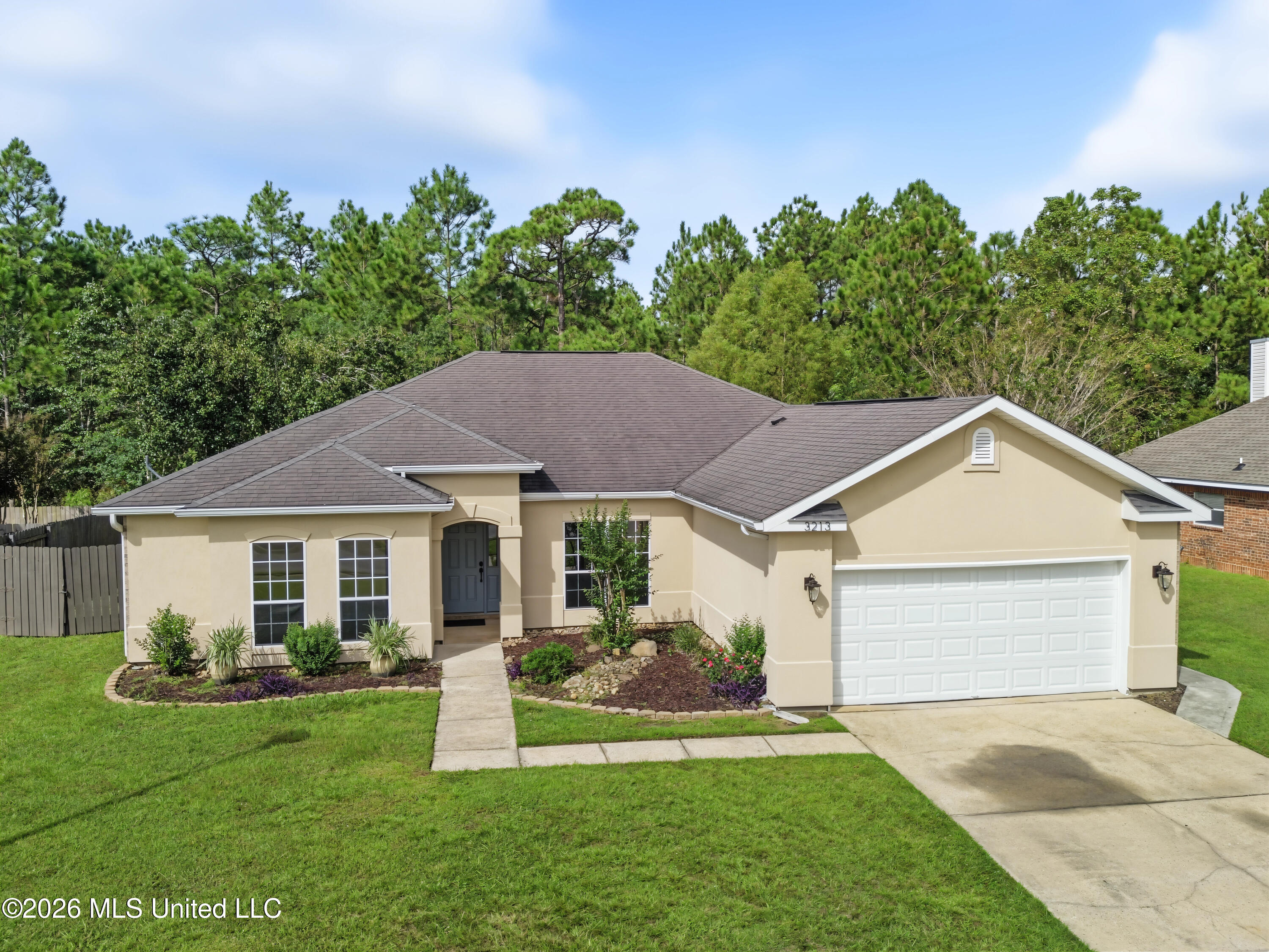 3213 Joy Lane Property Photo 1