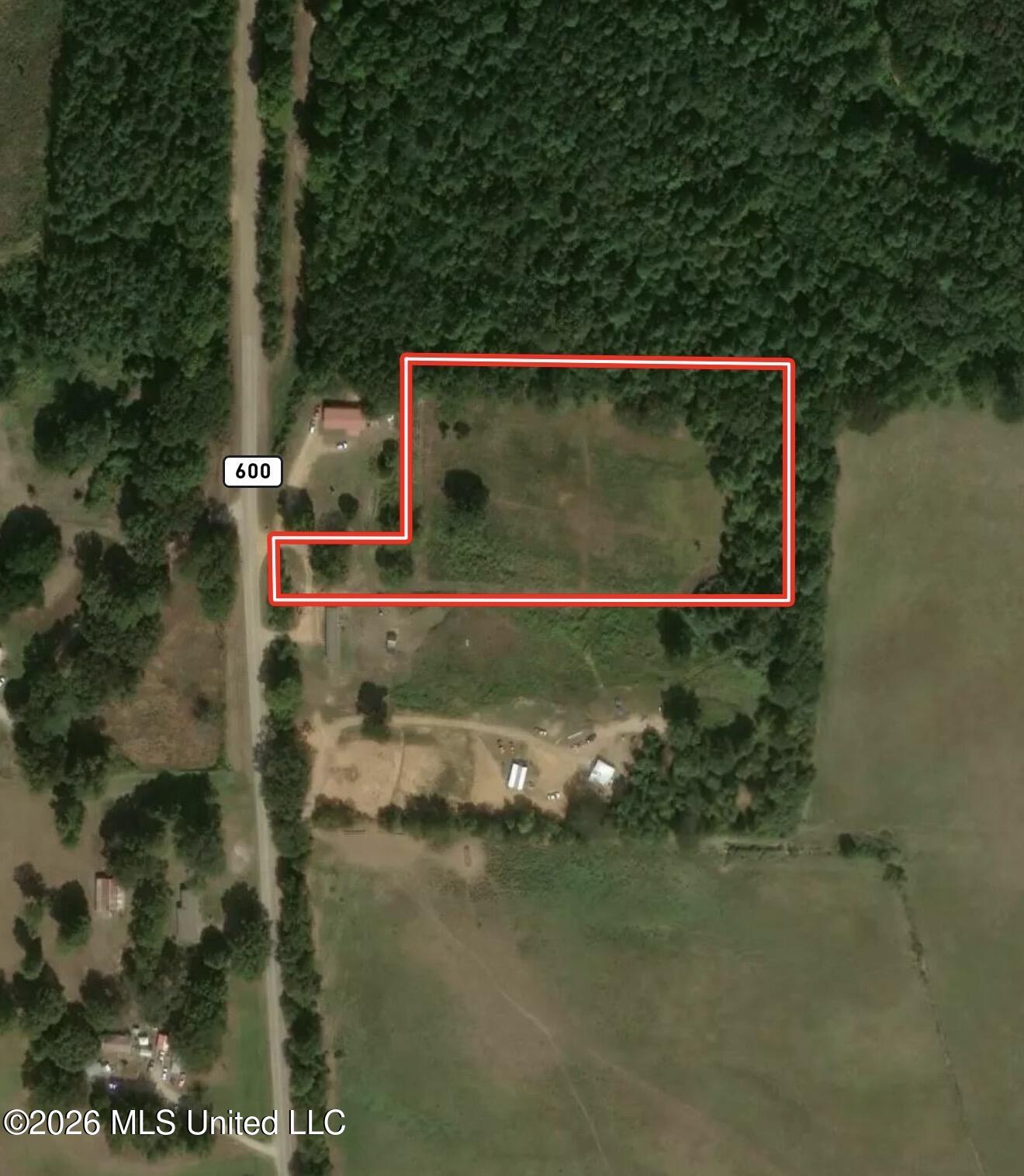 104 County Road 7325 Property Photo 1