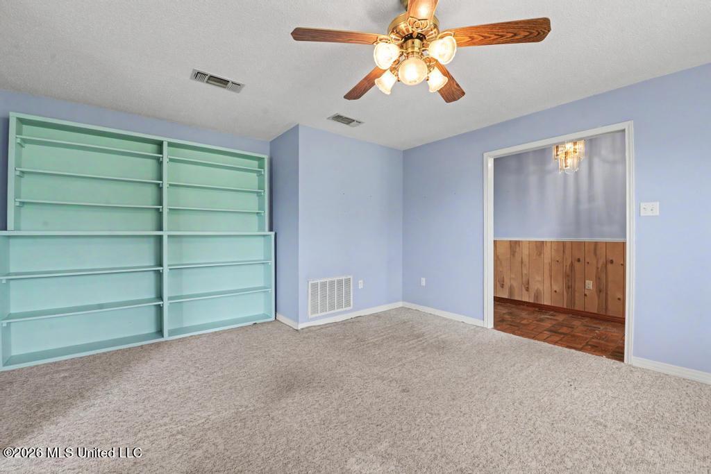 25409 Ramie Farm Road Property Photo 3