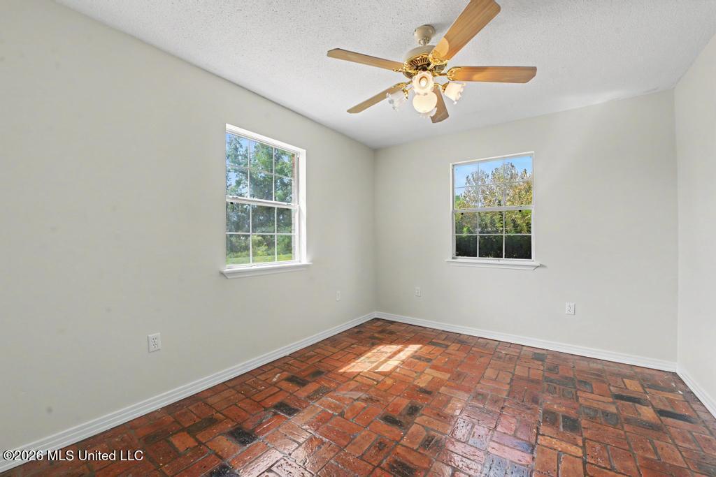 25409 Ramie Farm Road Property Photo 13