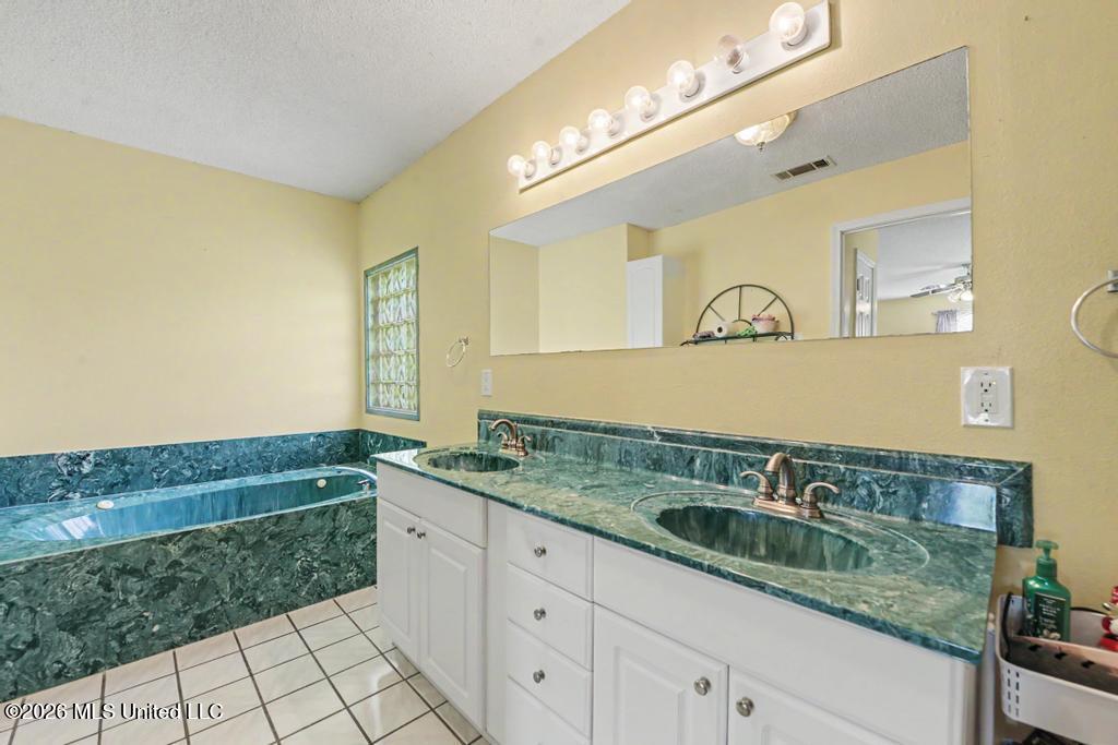 25409 Ramie Farm Road Property Photo 16