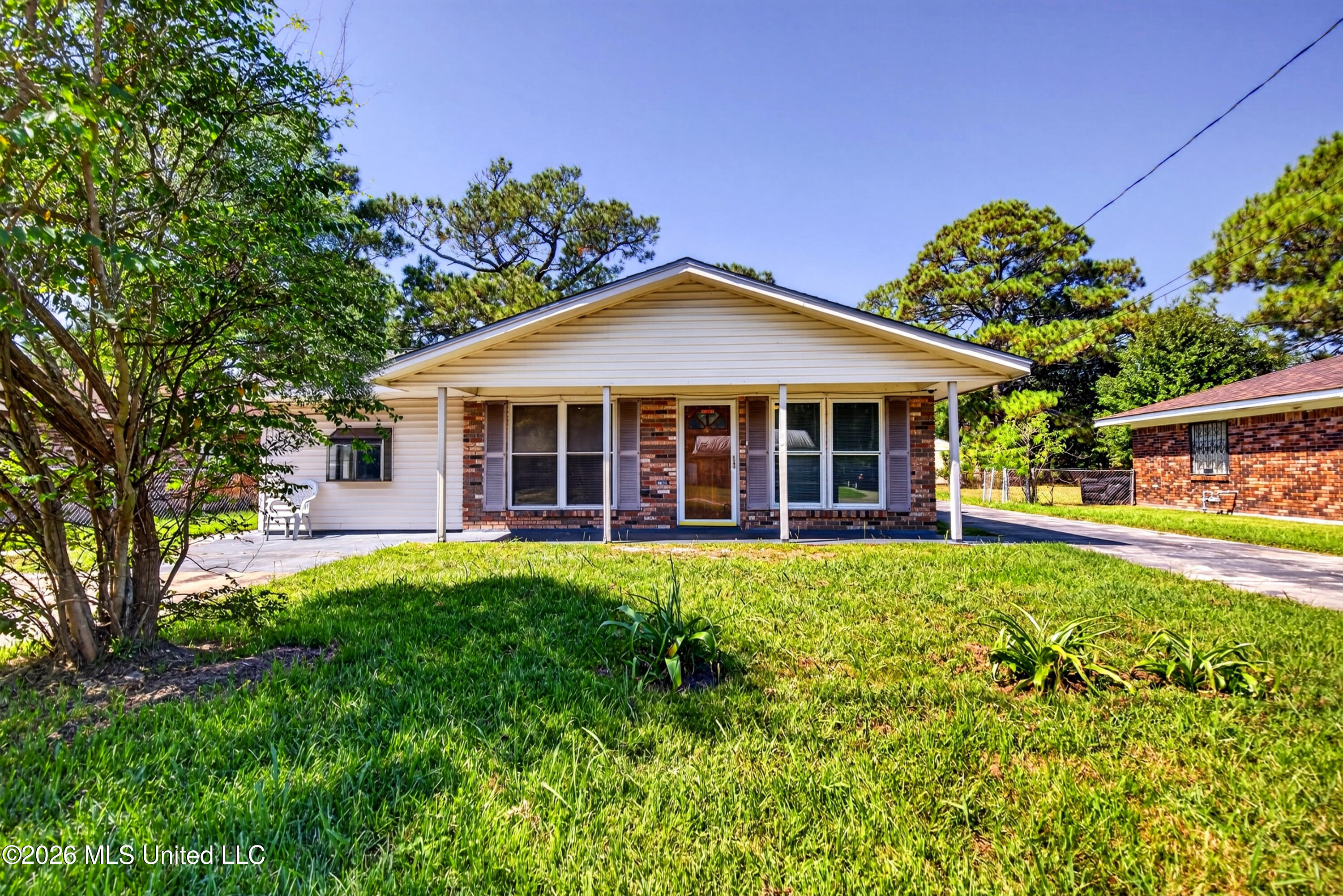 3627 Reynosa Drive Property Photo 1