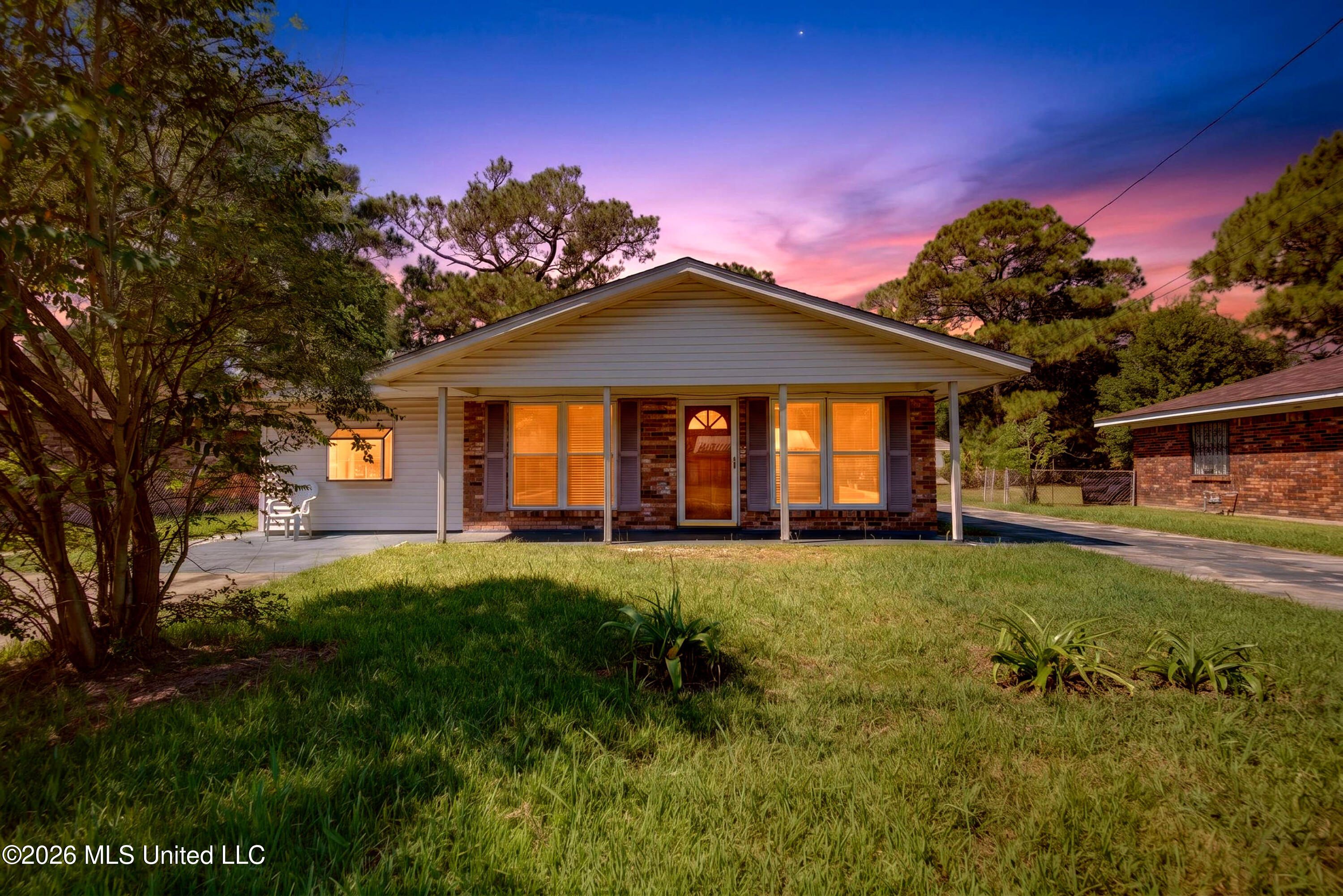 3627 Reynosa Drive Property Photo 2