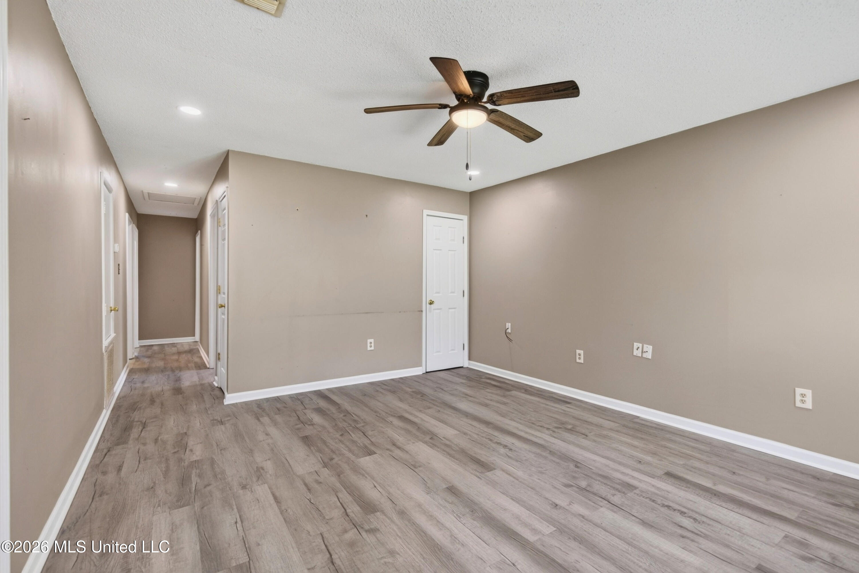 3627 Reynosa Drive Property Photo 5