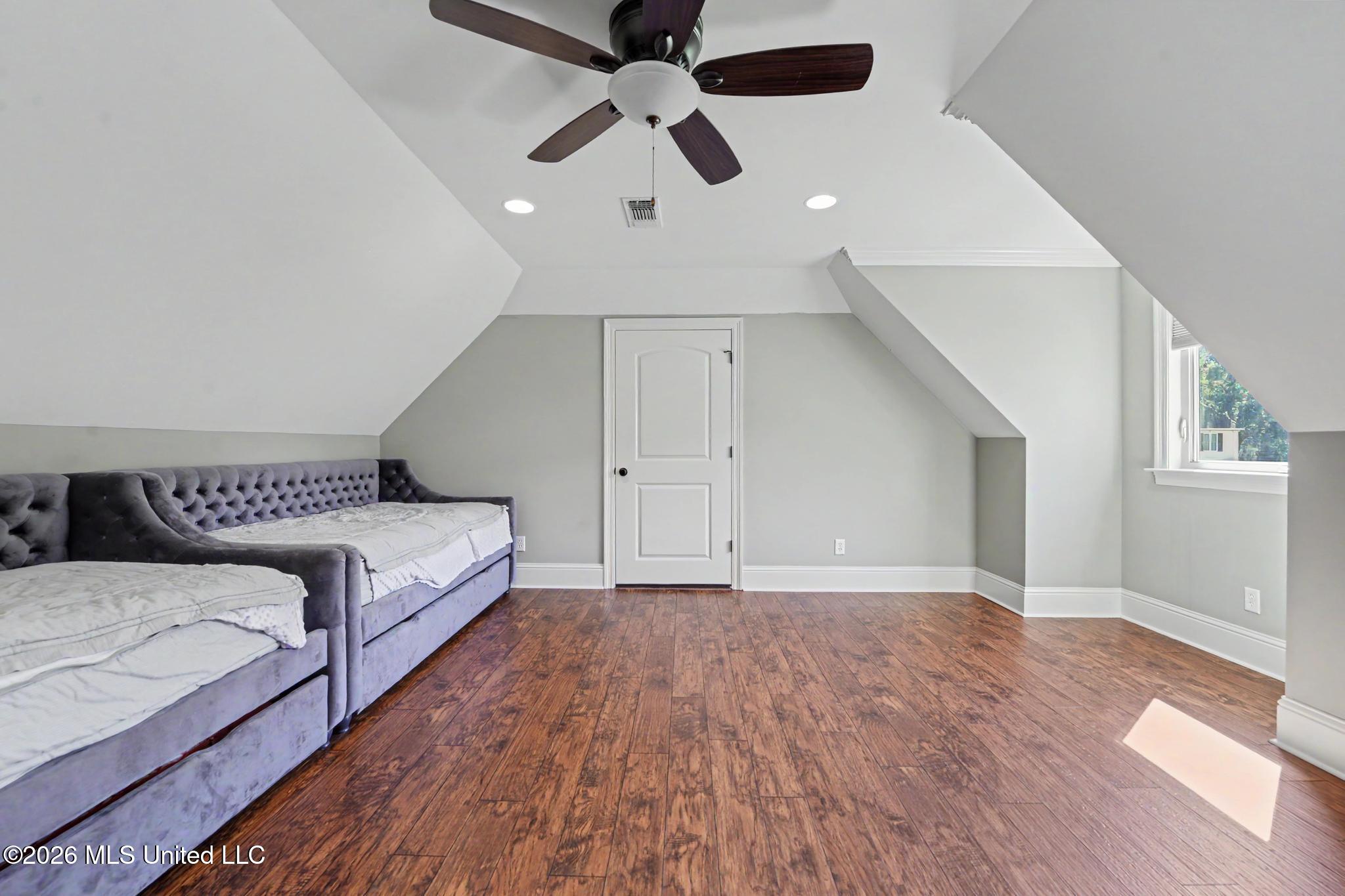 3008 Oakleigh Circle Property Photo 34