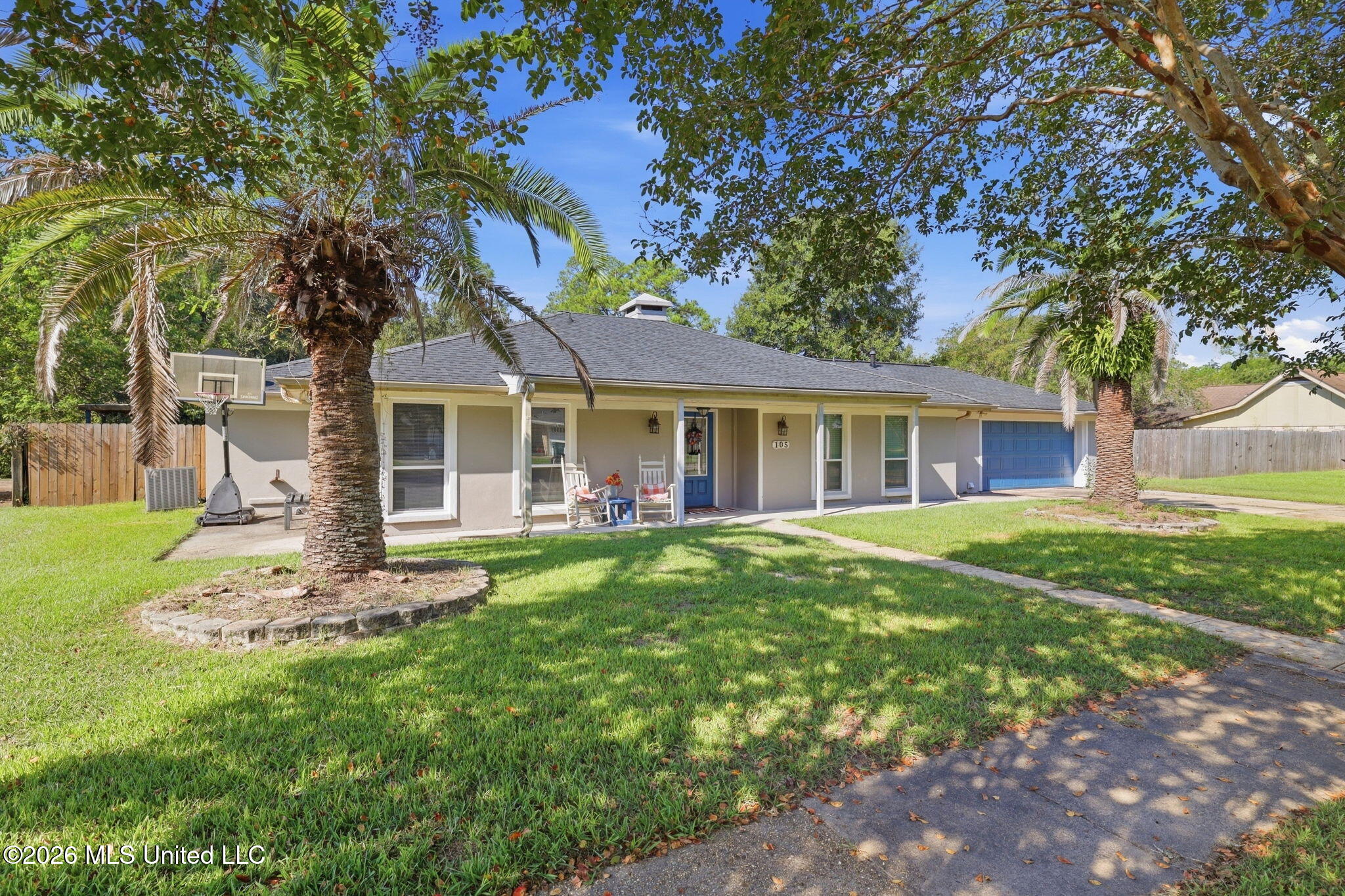 105 Johnson Street Property Photo 2