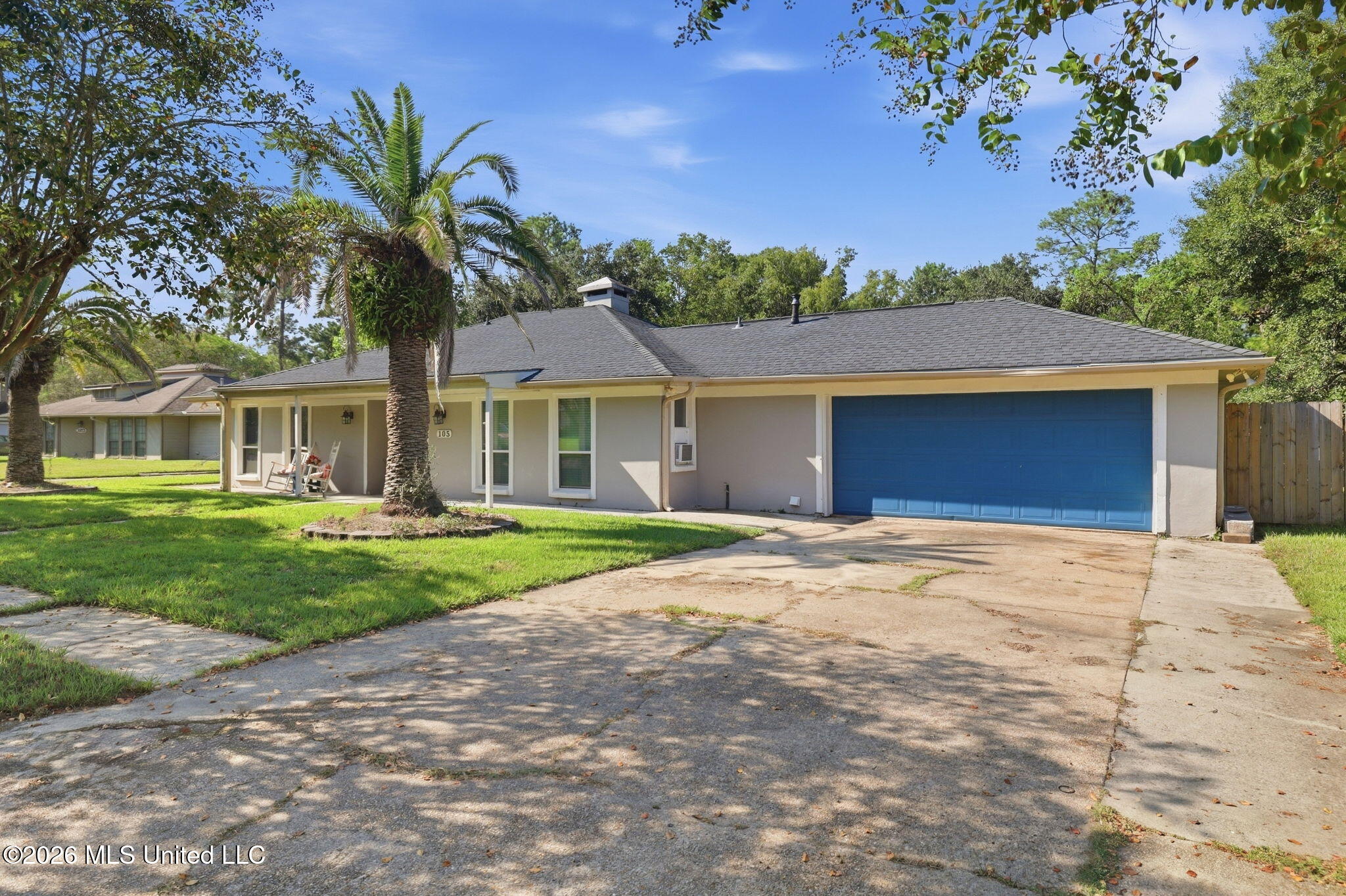 105 Johnson Street Property Photo 4