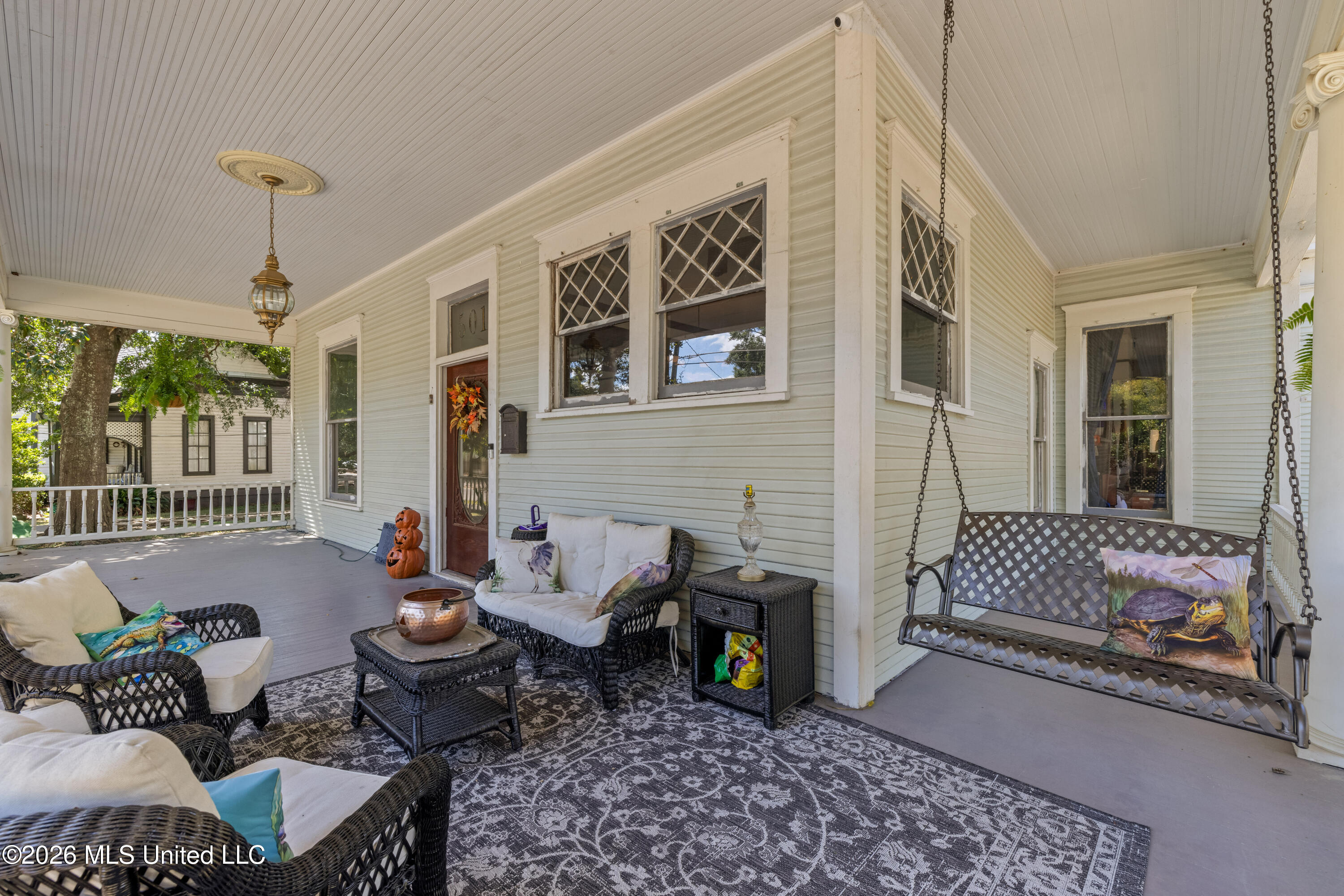 501 Bay Street Property Photo 9