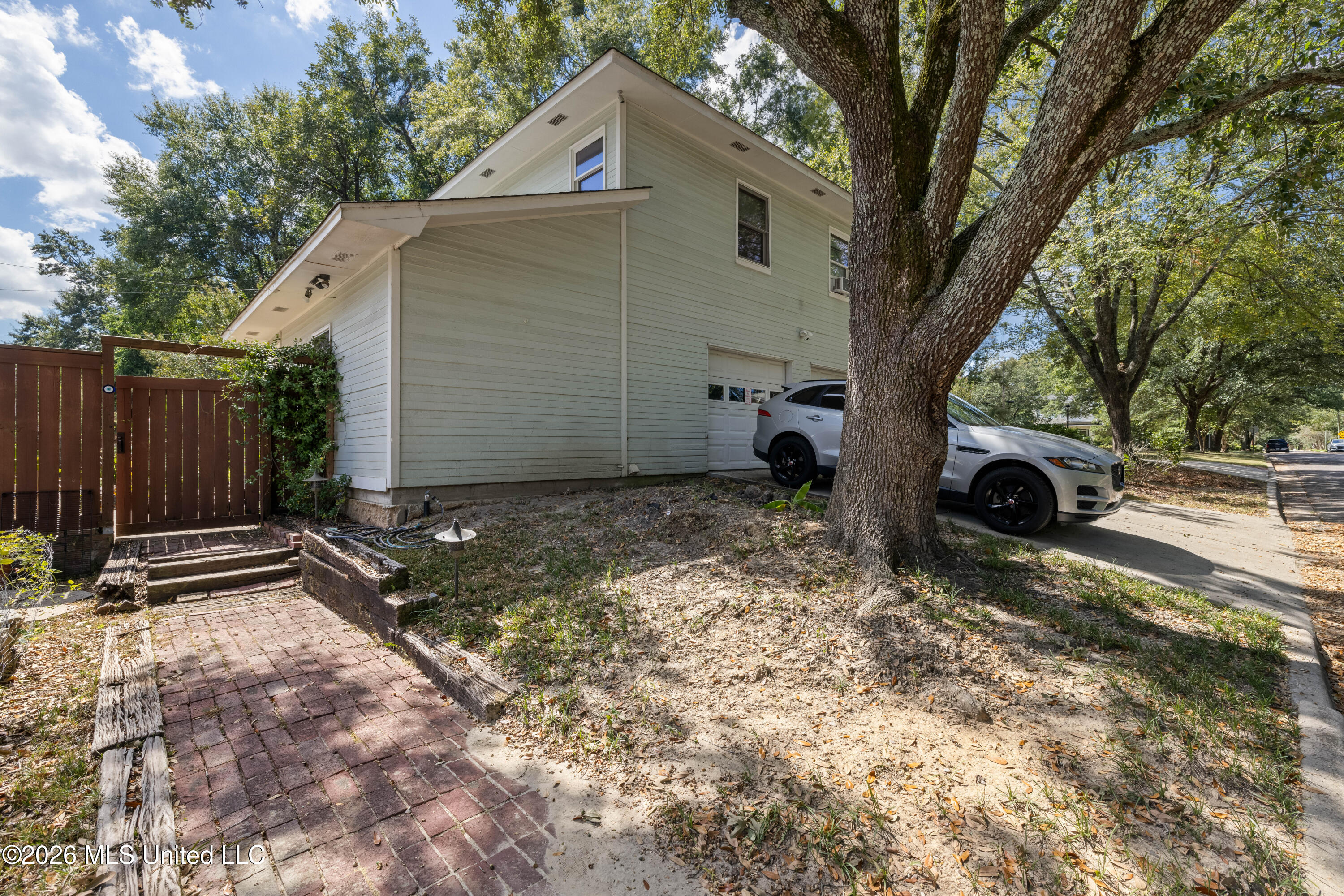 501 Bay Street Property Photo 59