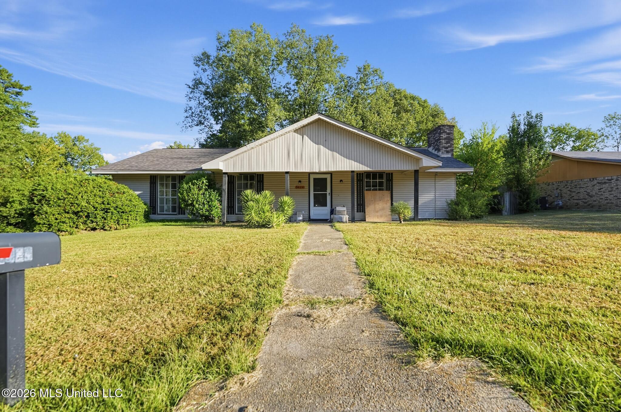 5424 Brookhollow Drive Property Photo 1