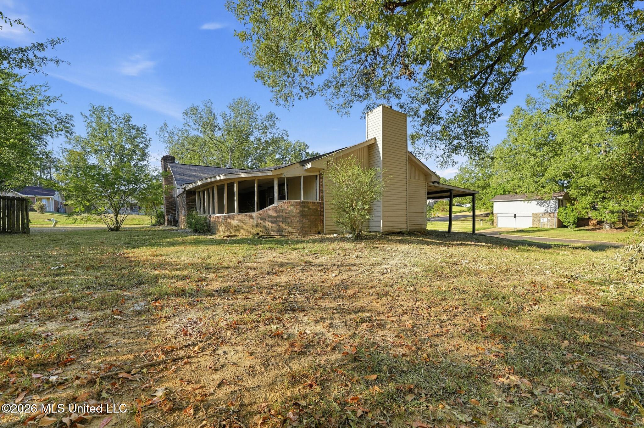 5424 Brookhollow Drive Property Photo 13