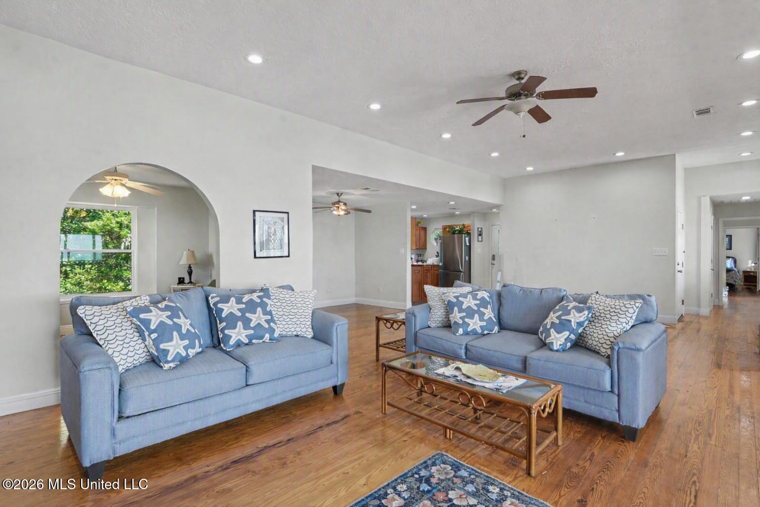 8217 Belle Fontaine Drive Property Photo 8