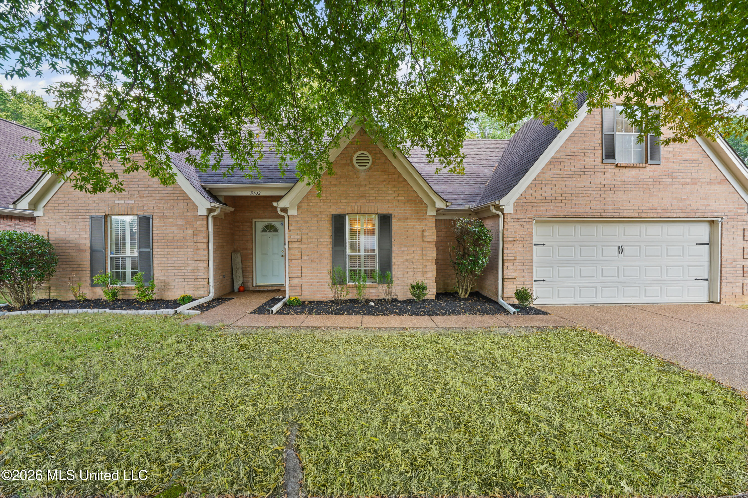 9102 Travis Drive Property Photo 2
