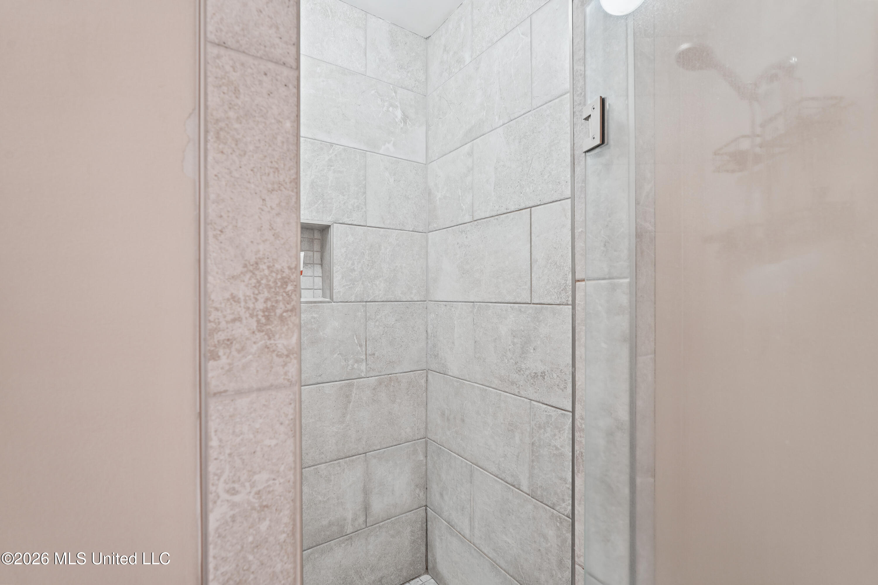 9102 Travis Drive Property Photo 14