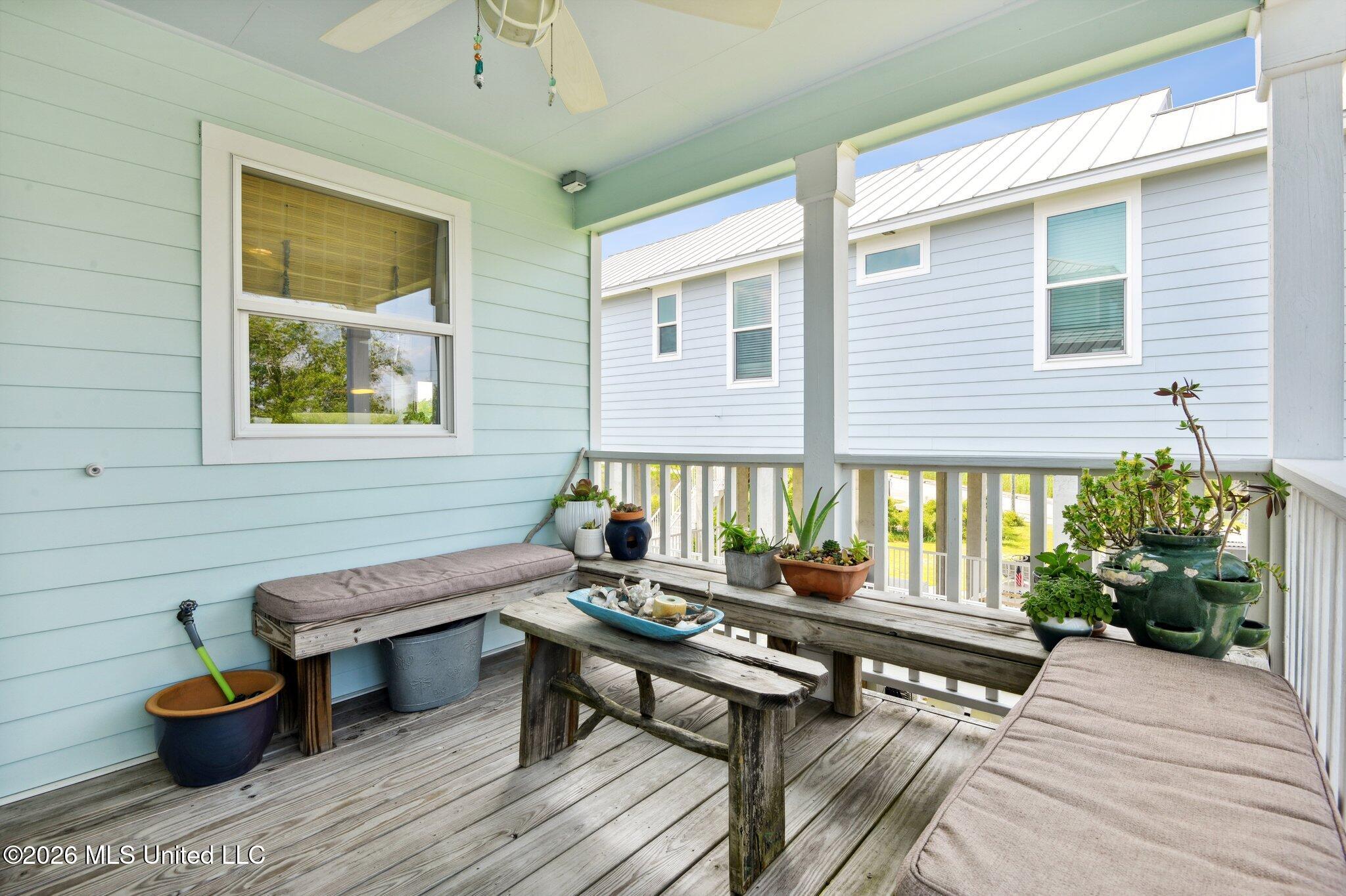 762 N 2nd Street Property Photo 5