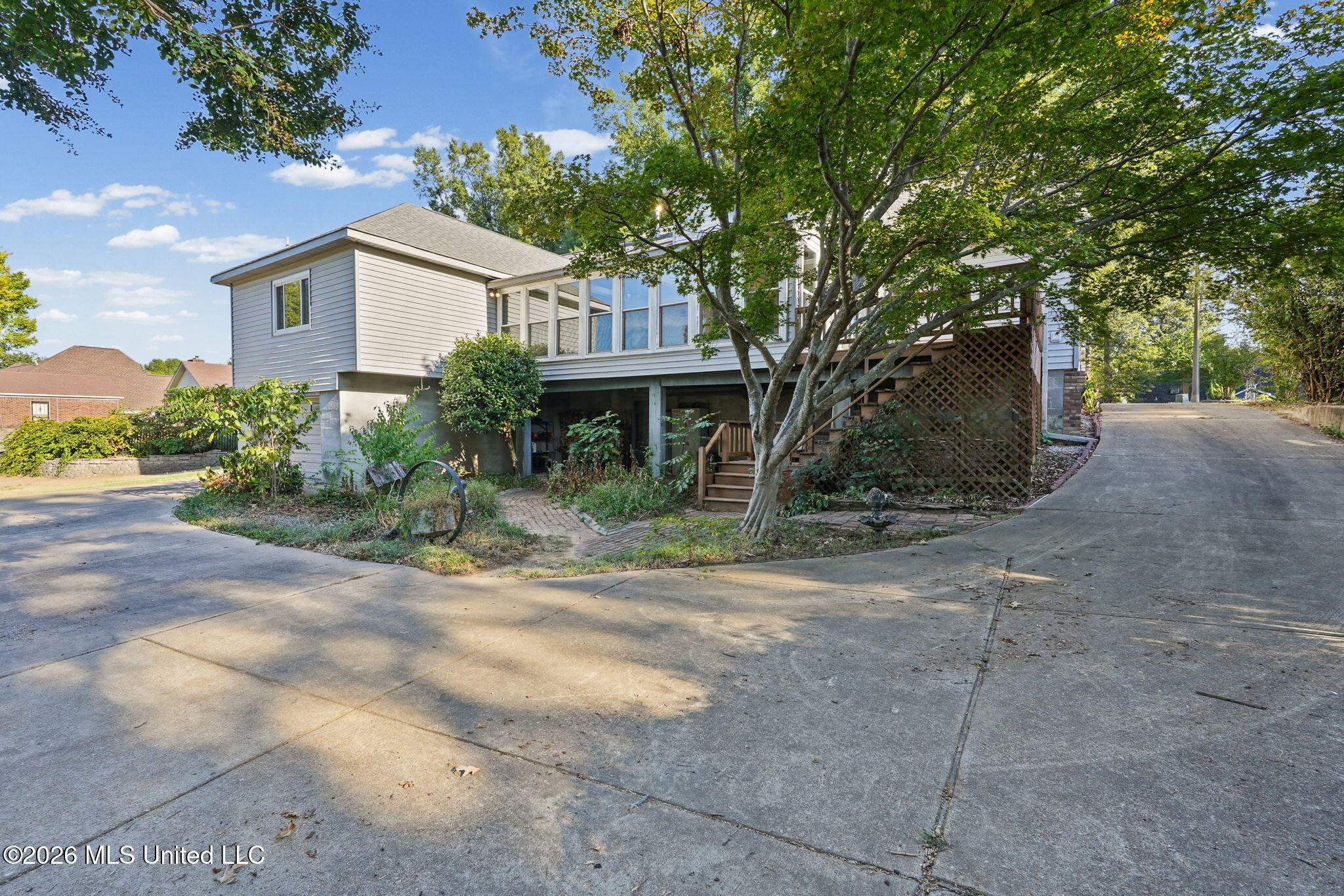 8825 Cypress Cove Property Photo 2