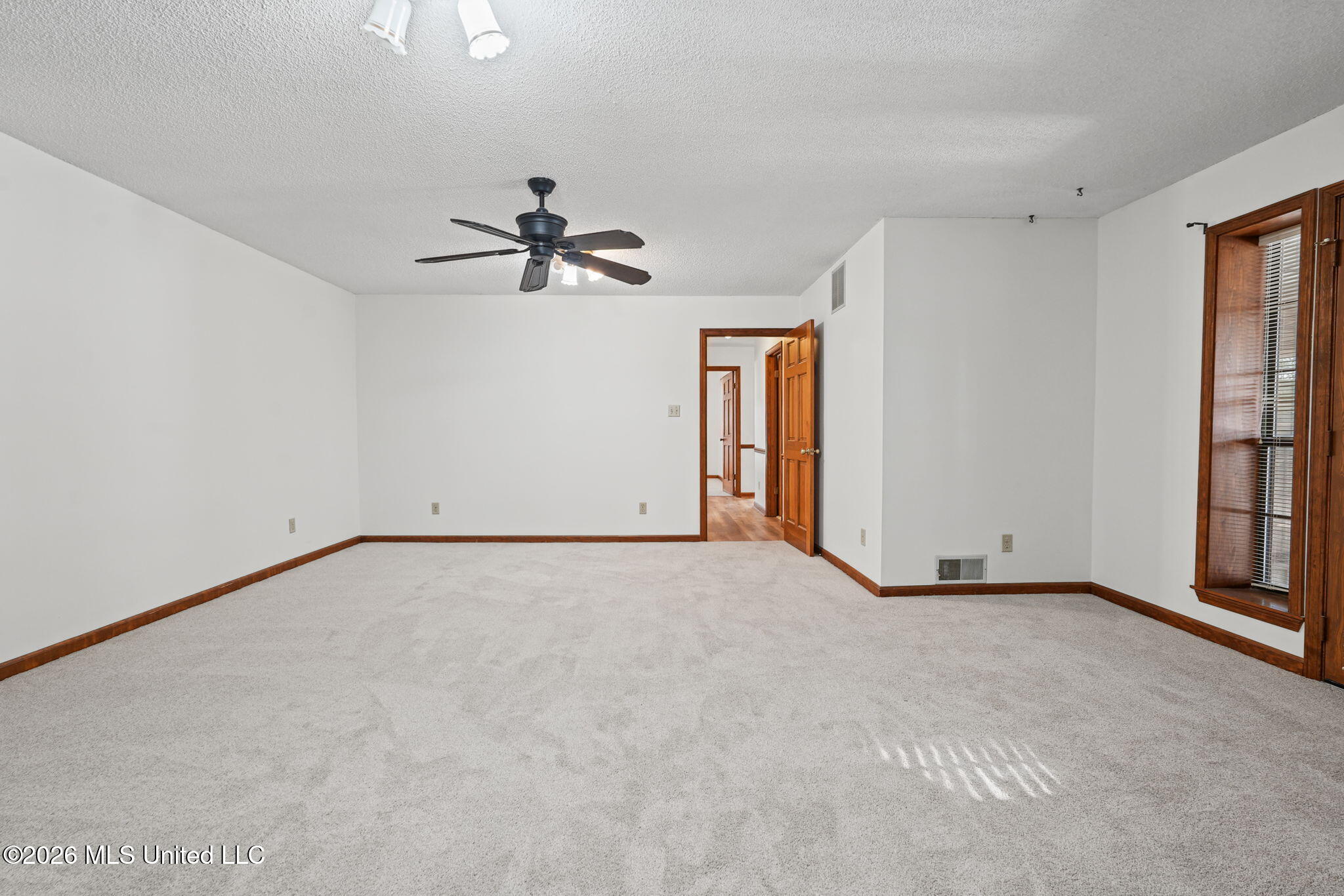 8825 Cypress Cove Property Photo 11
