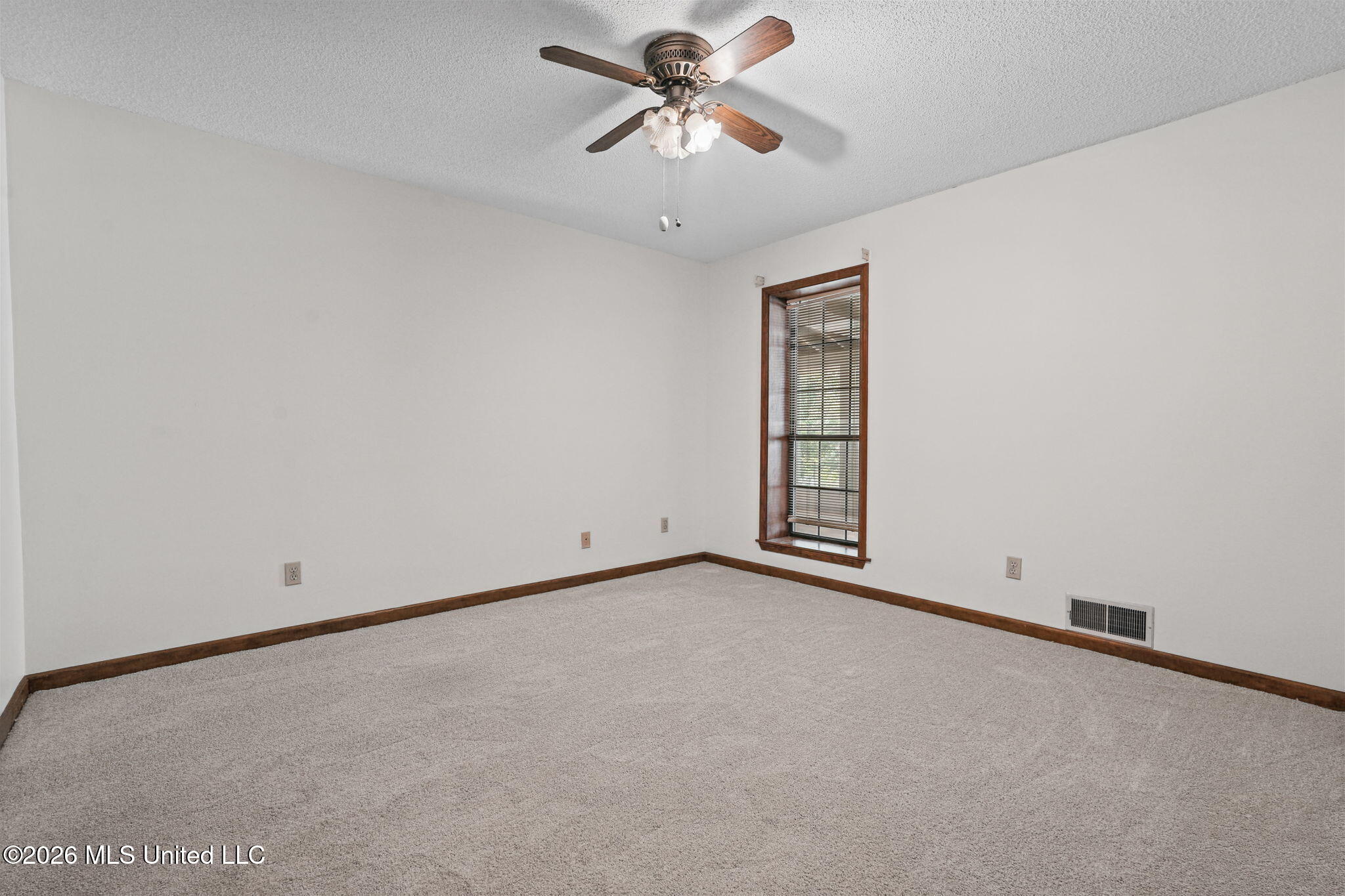 8825 Cypress Cove Property Photo 14