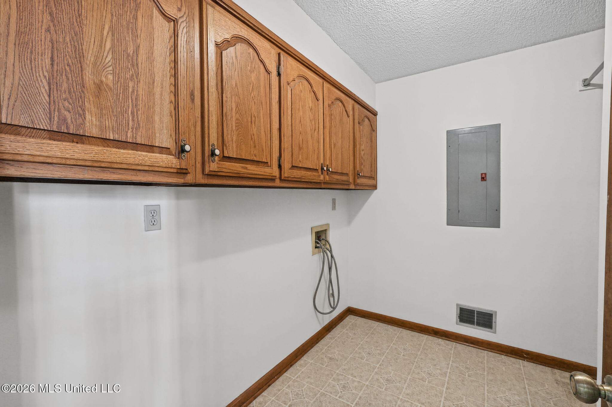 8825 Cypress Cove Property Photo 17