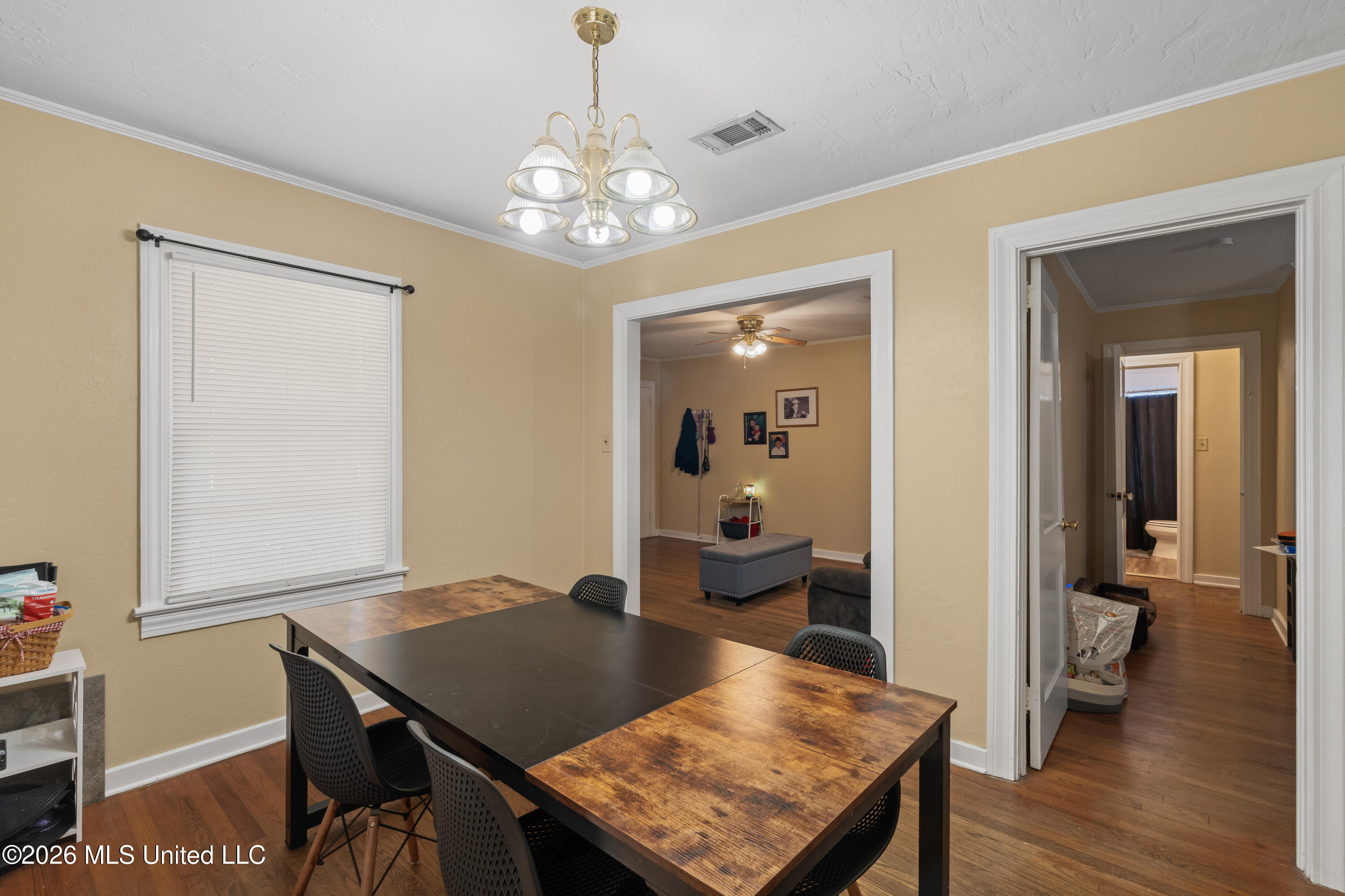 610 Mamie Street Property Photo 6