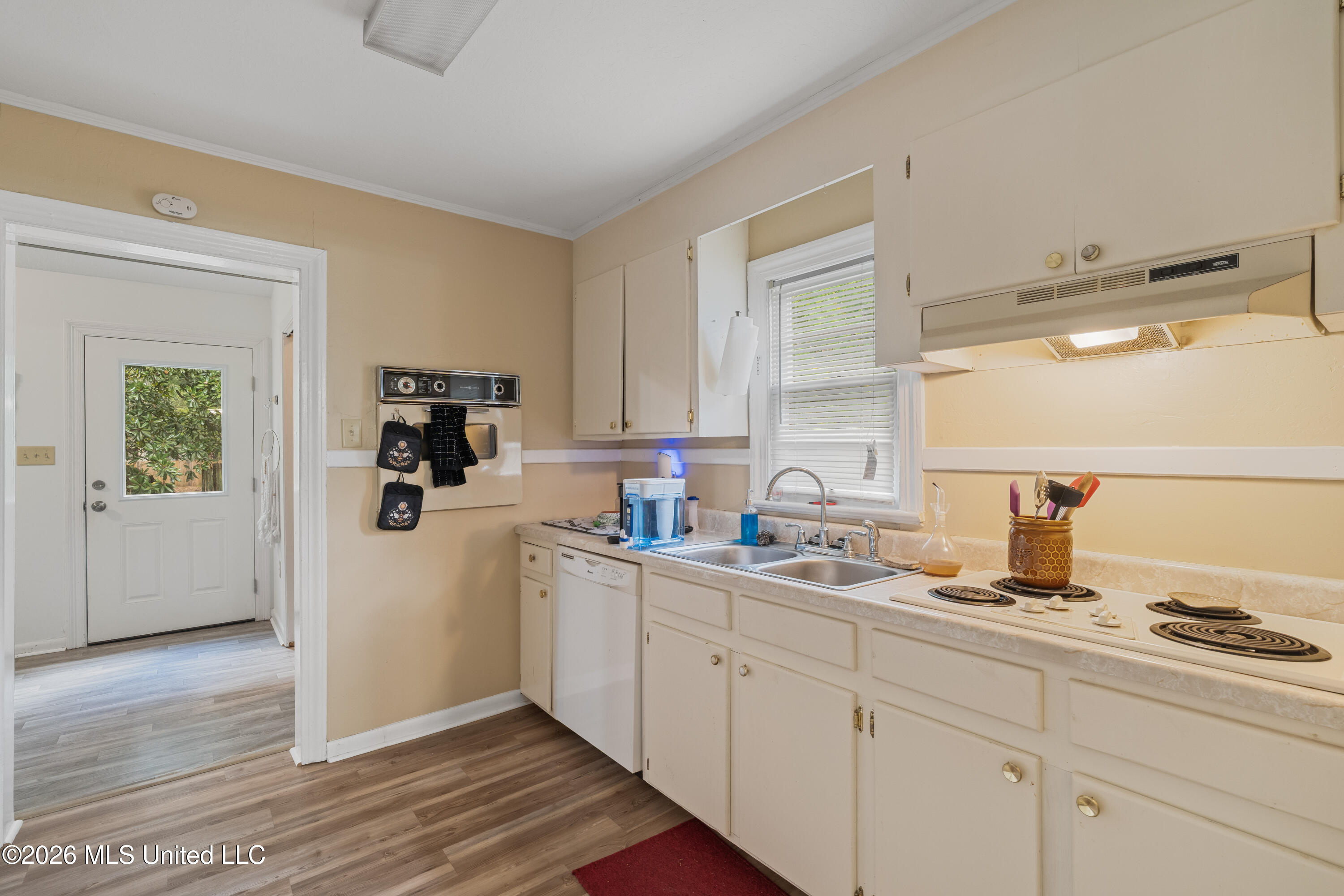 610 Mamie Street Property Photo 7
