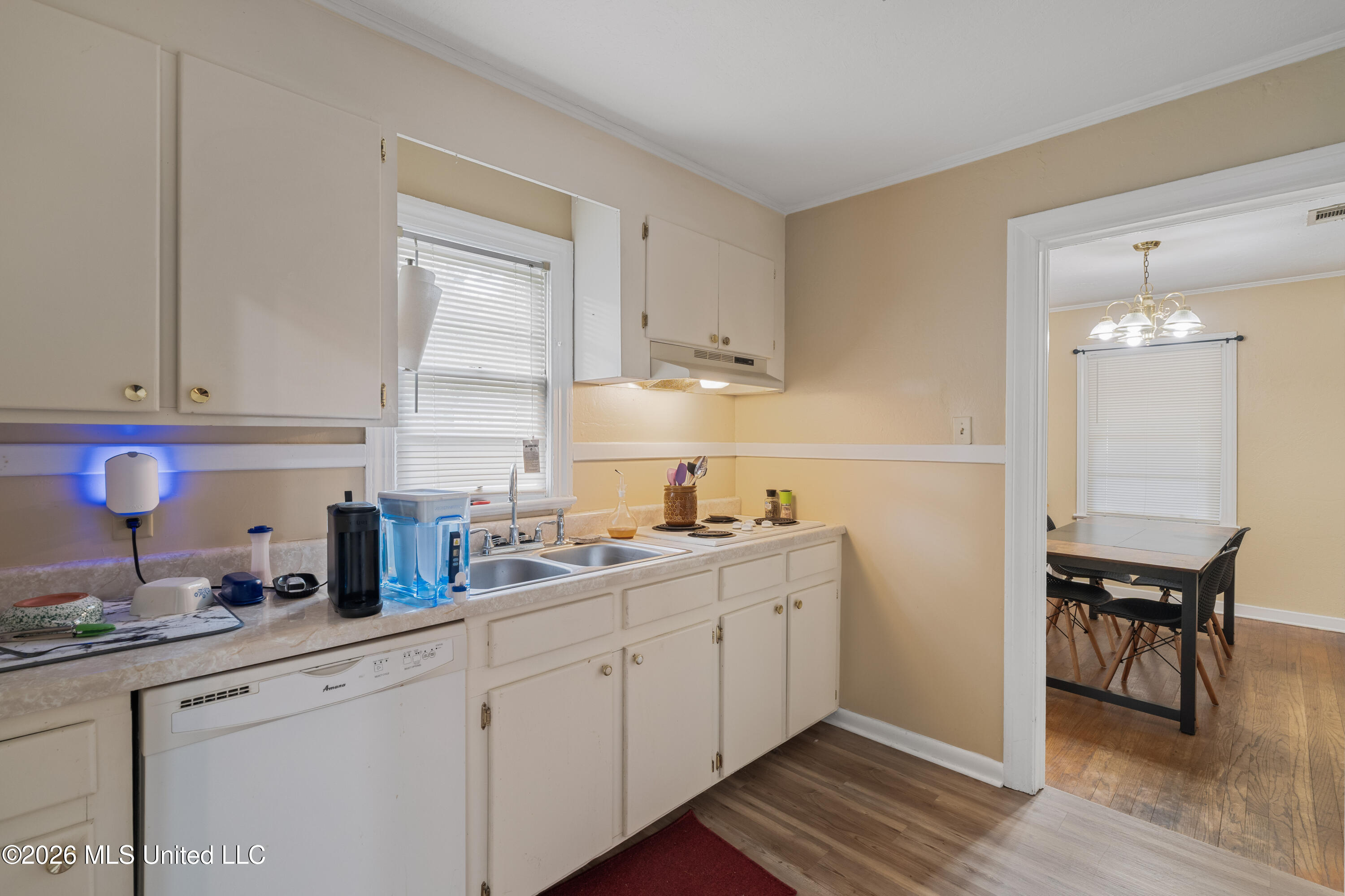 610 Mamie Street Property Photo 8