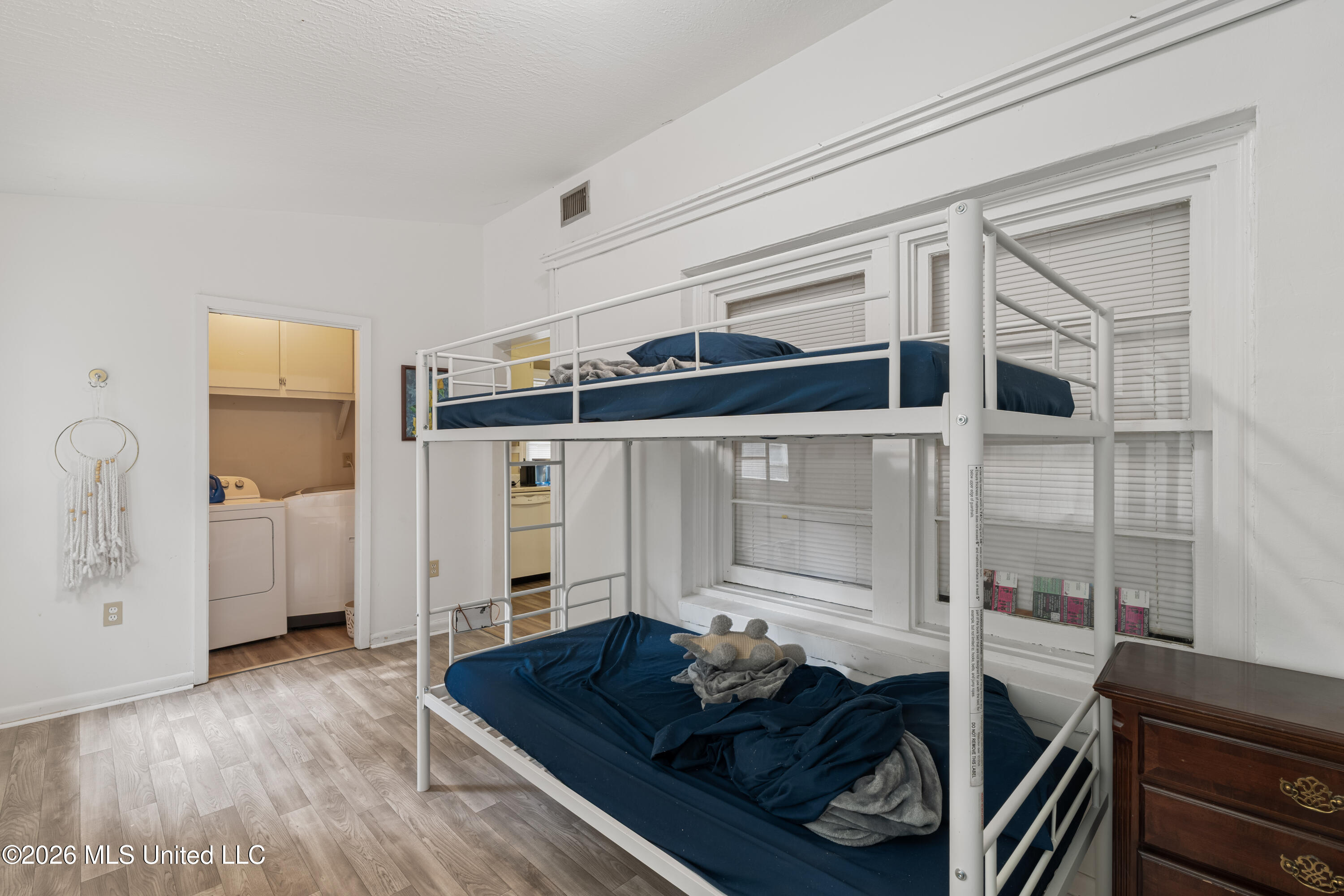 610 Mamie Street Property Photo 10