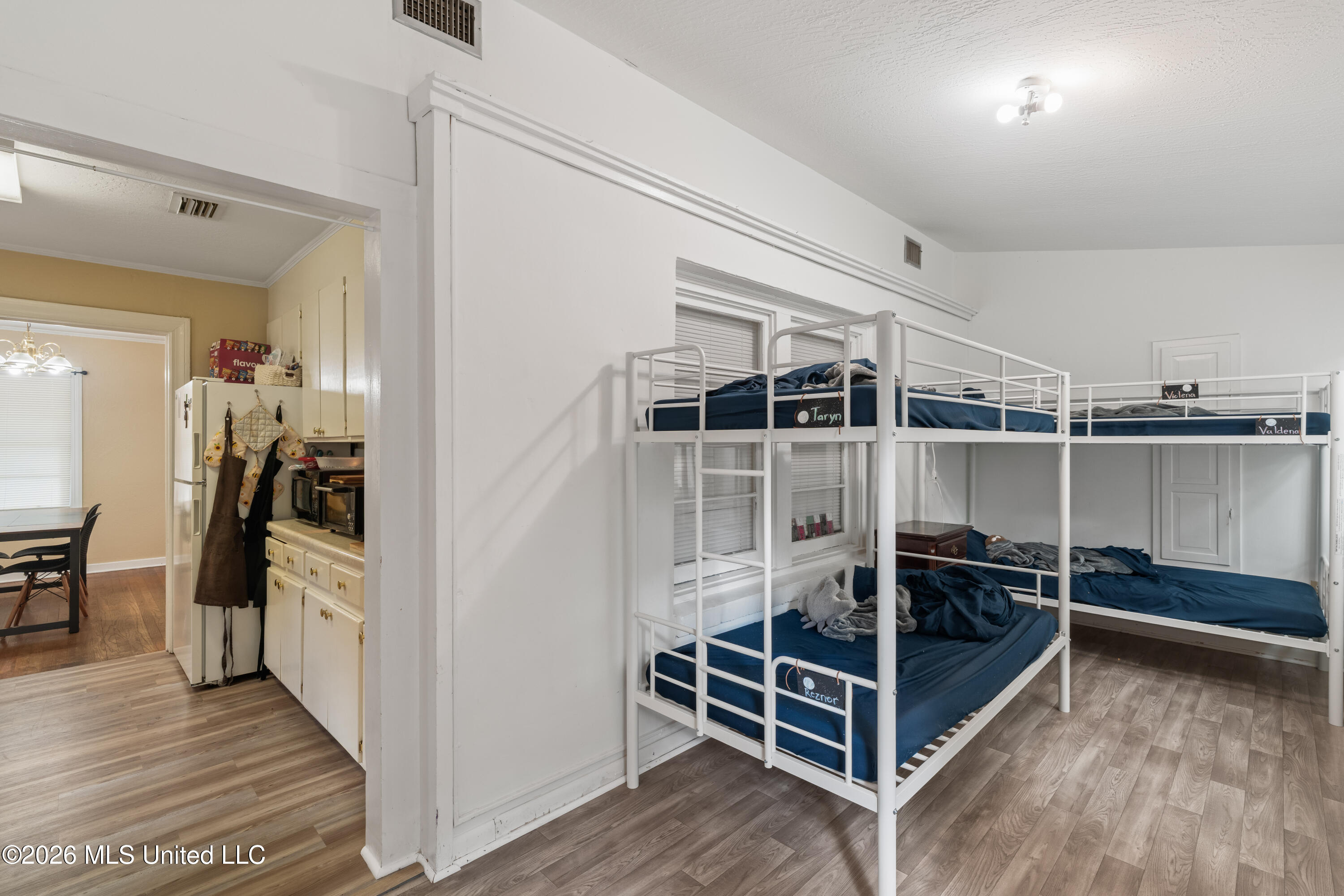 610 Mamie Street Property Photo 11