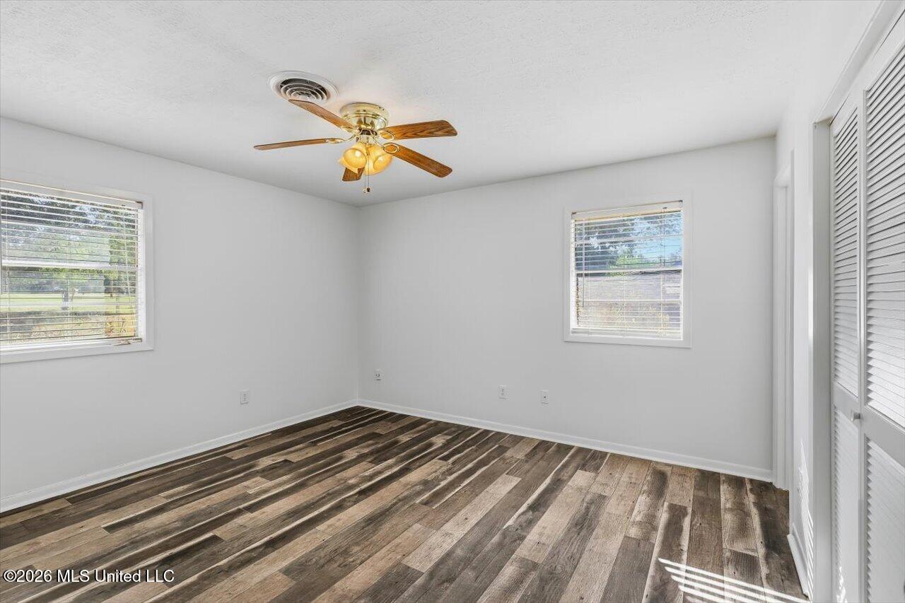 1302 Sunset Drive Property Photo 27