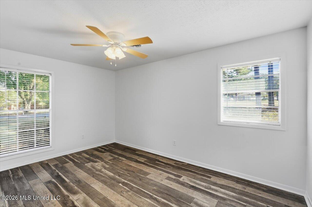 1302 Sunset Drive Property Photo 30