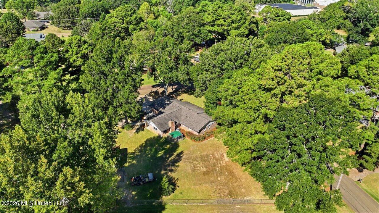1302 Sunset Drive Property Photo 46
