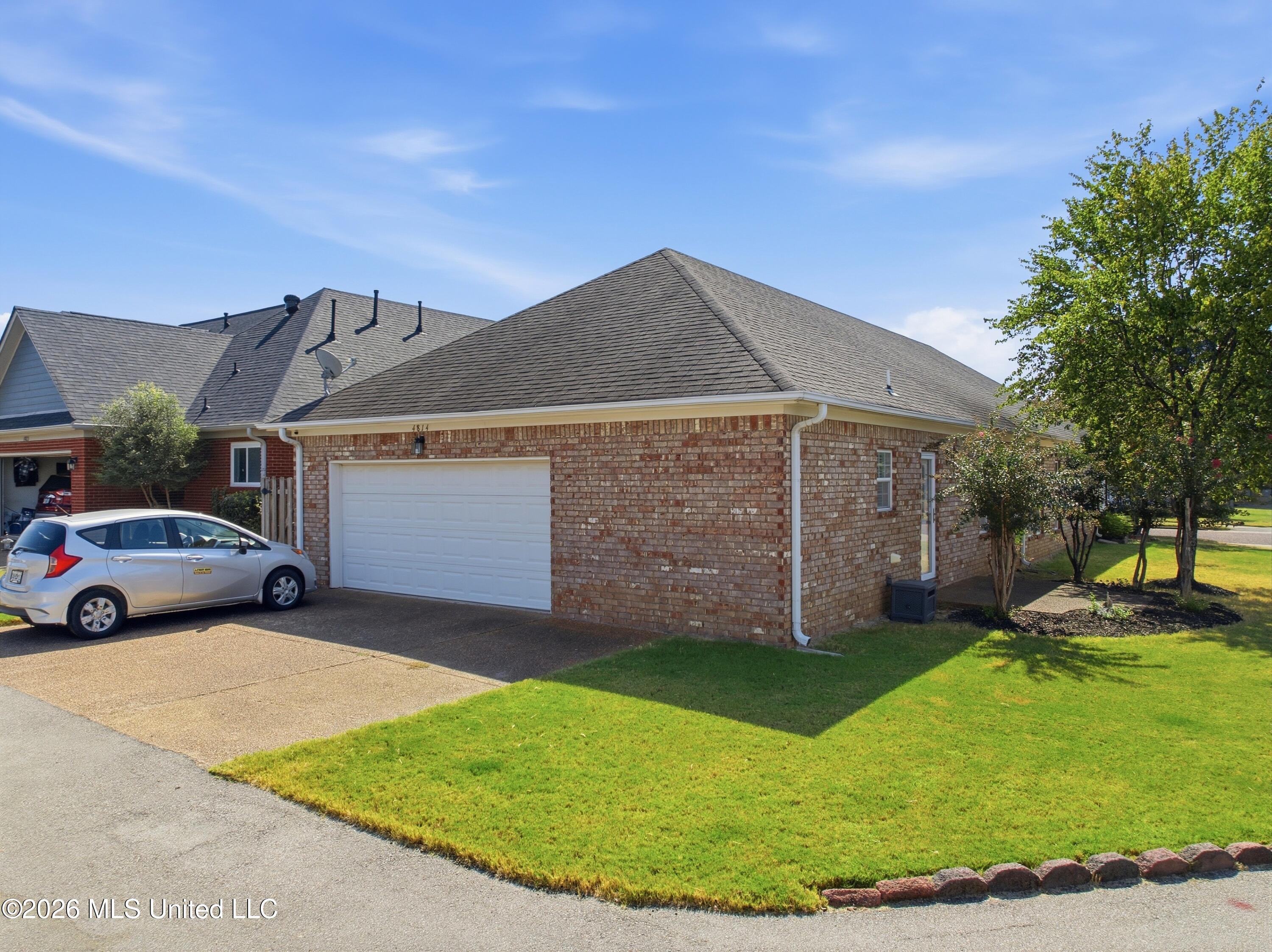 4814 Stone Cross Drive Property Photo 21